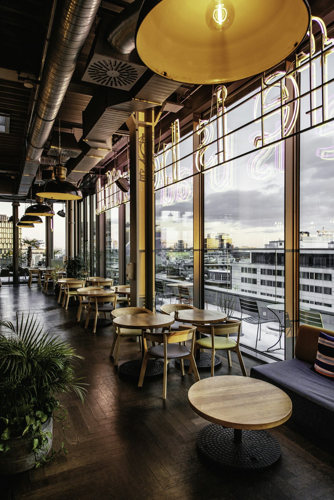 Gestalten Eu Shop-Spatial Storytelling-Book-Black-Deal-Outlet-by-ARCHIVIST