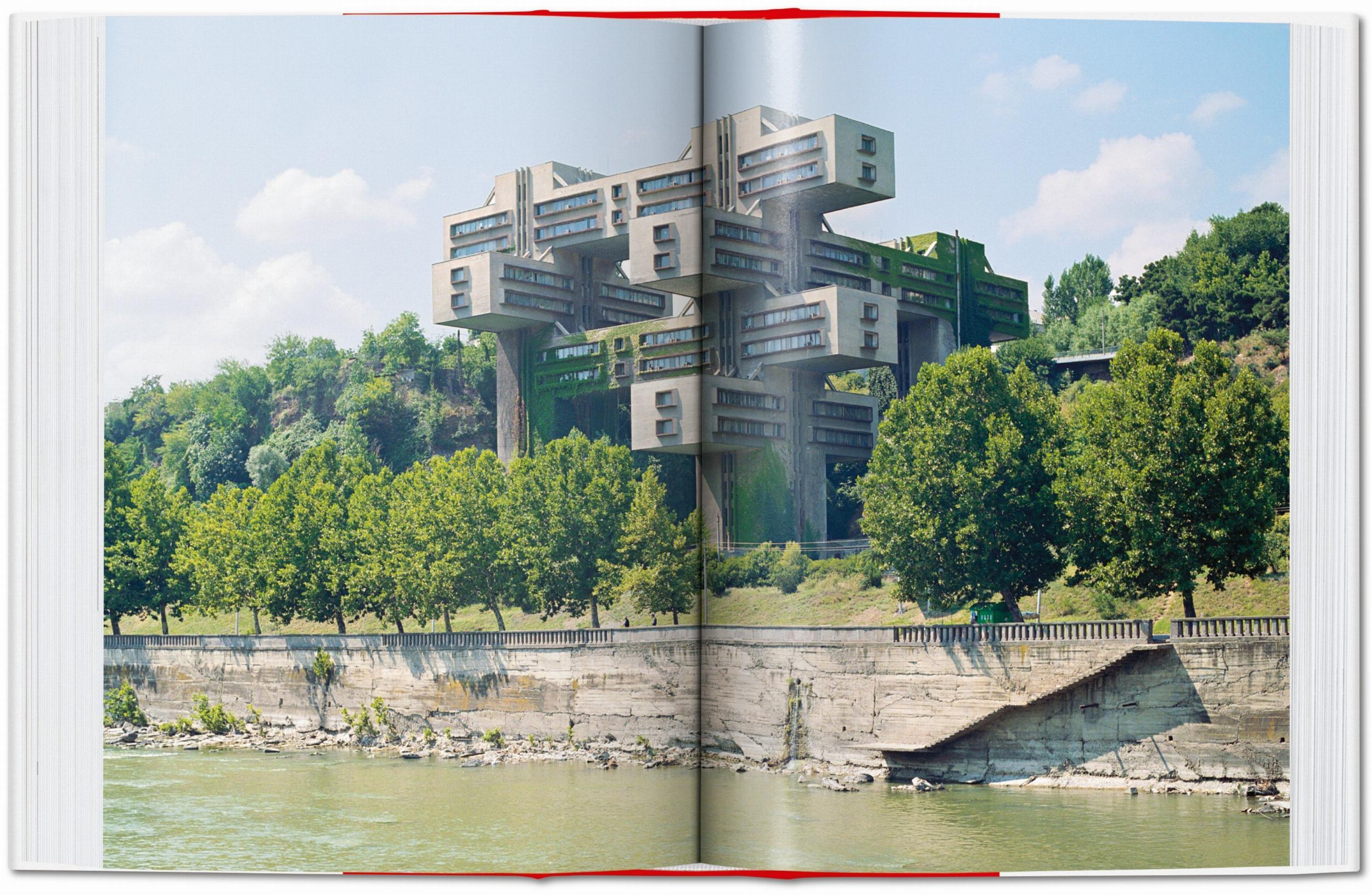 Taschen-Frédéric Chaubin. CCCP. Cosmic Communist Constructions Photographed. 45th Ed. (German, French, English)-Architektur & Design-Black-Deal-Outlet-by-ARCHIVIST