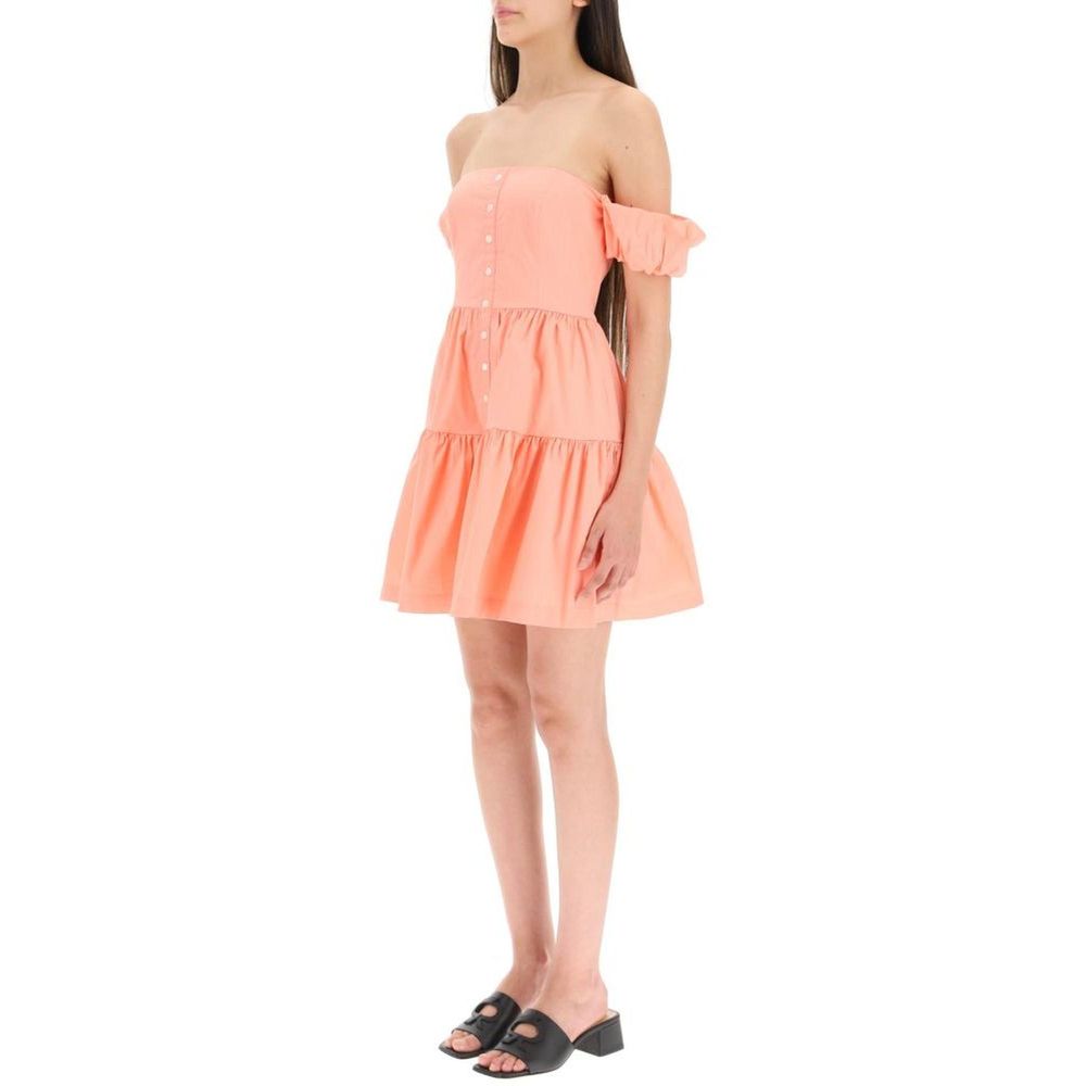 Orangefarbenes Kleid