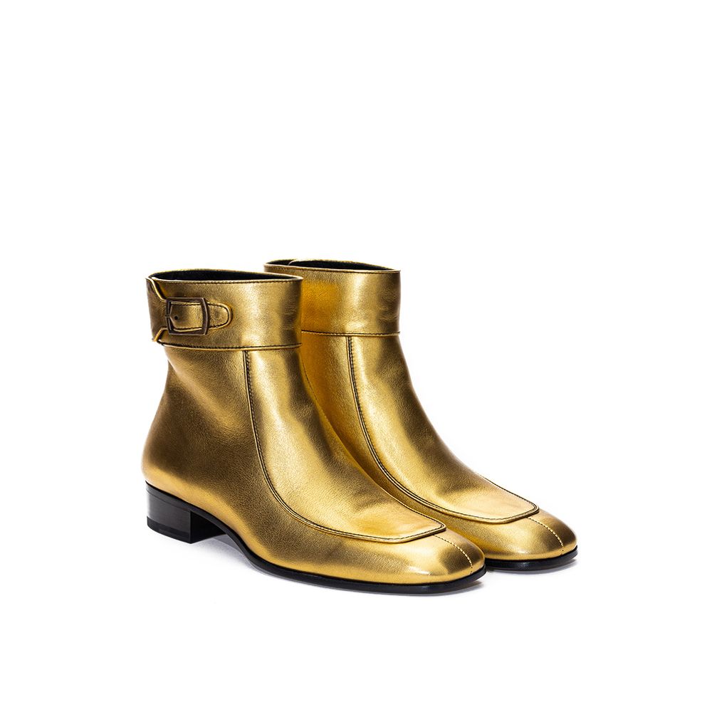 Goldfarbene Lederstiefel