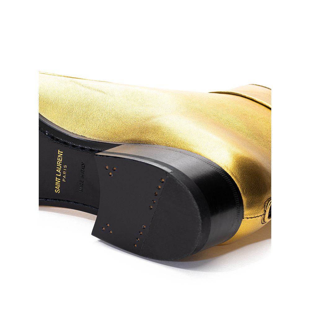 Goldfarbene Lederstiefel