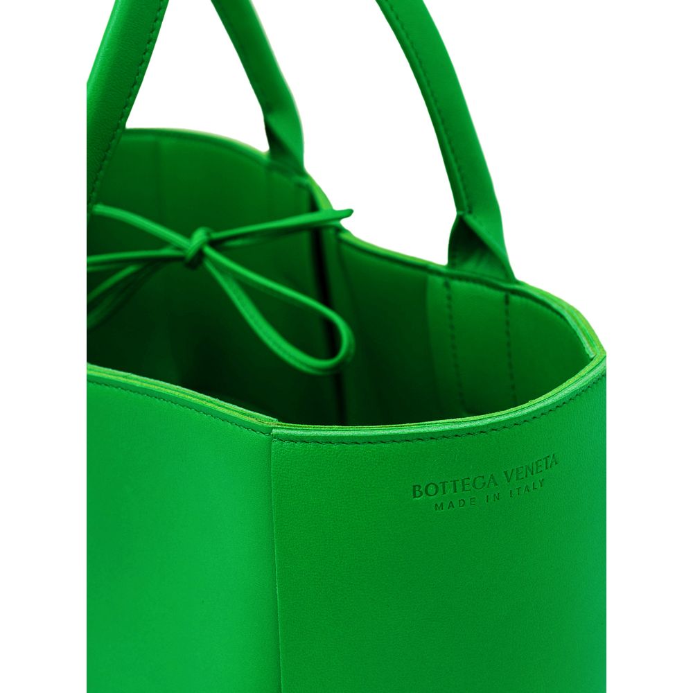 Grüne Lederhandtasche