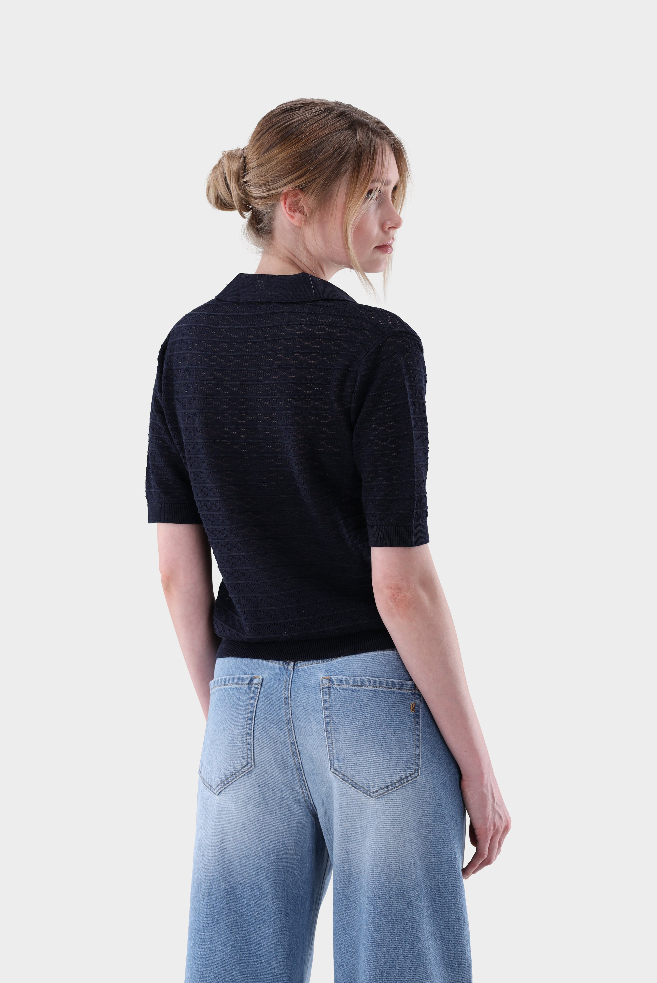 V-neck polo shirt with openwork pattern made from Air Cotton