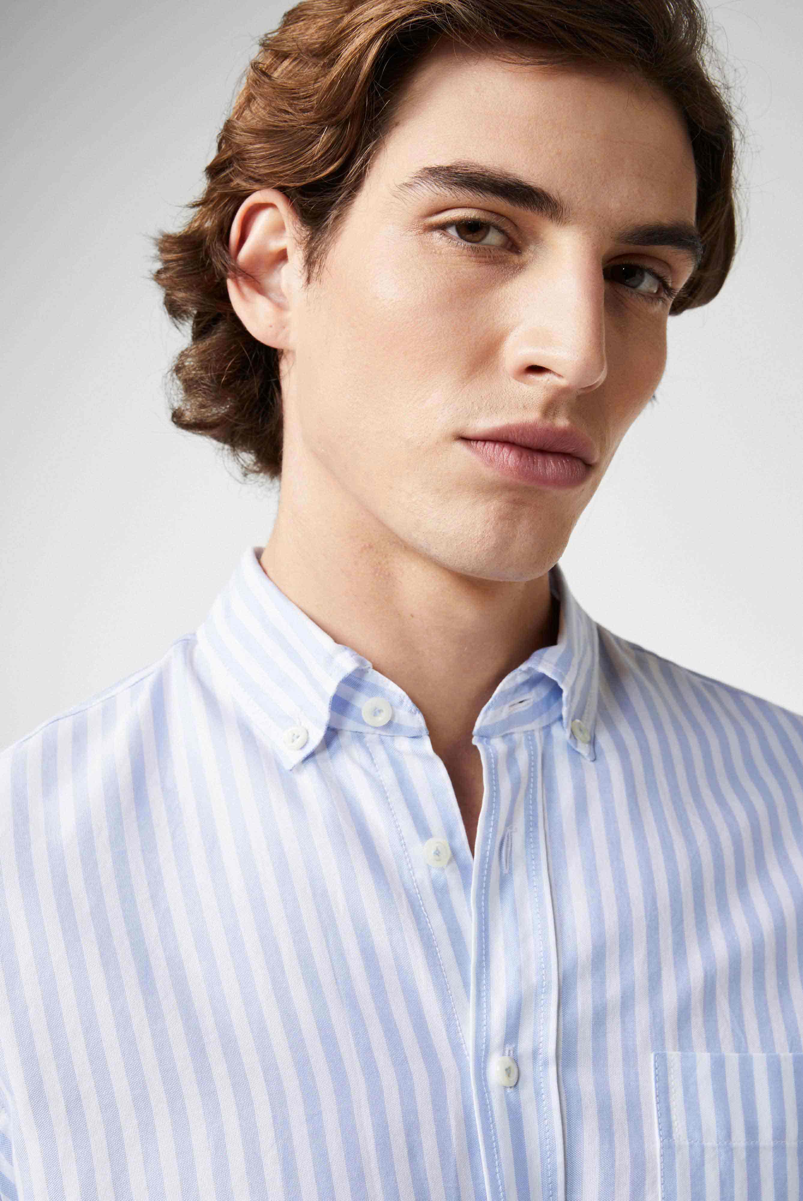 Classic striped shirt with fine Oxford wash, coral