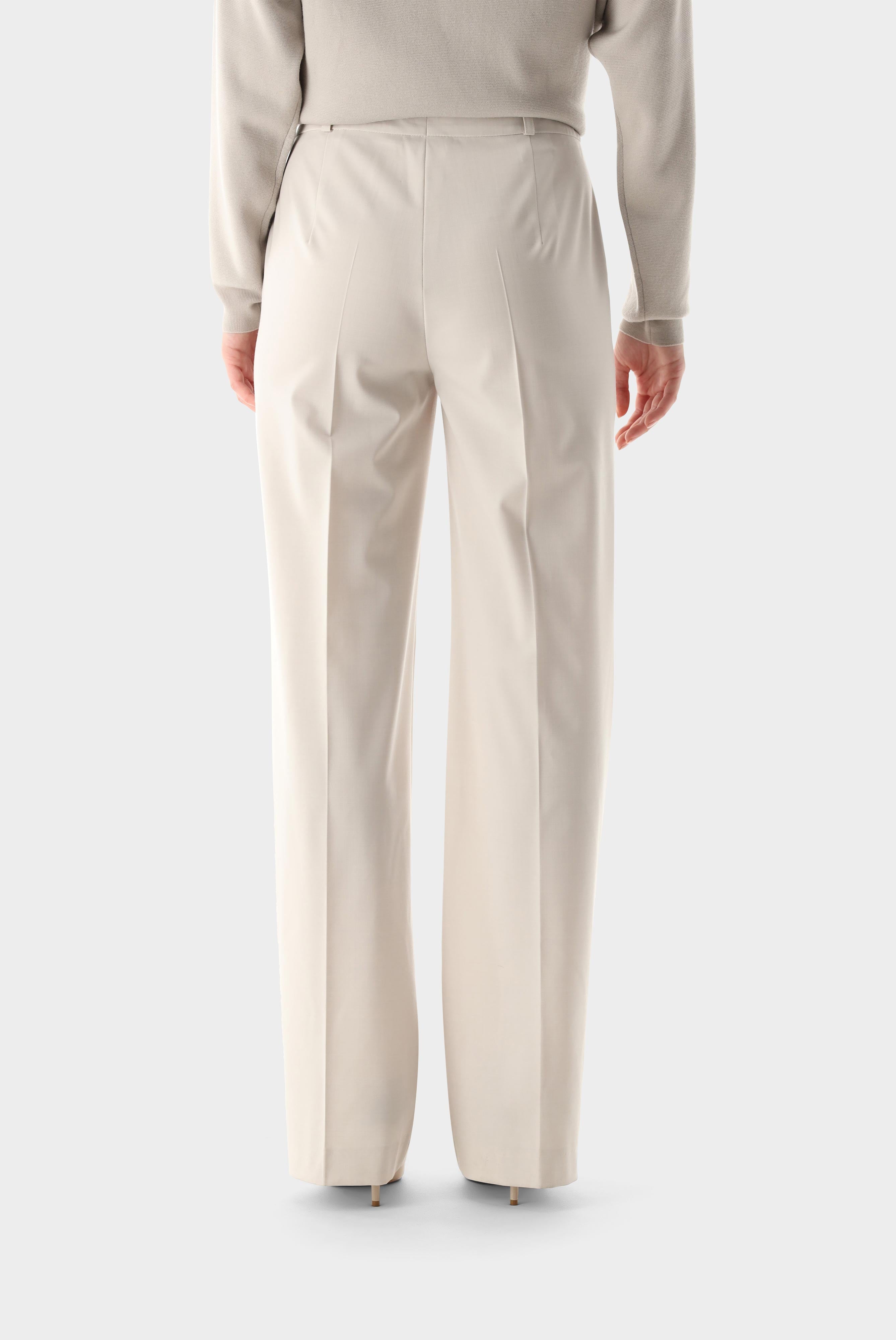 Hose mit geradem Bein und Stretchanteil