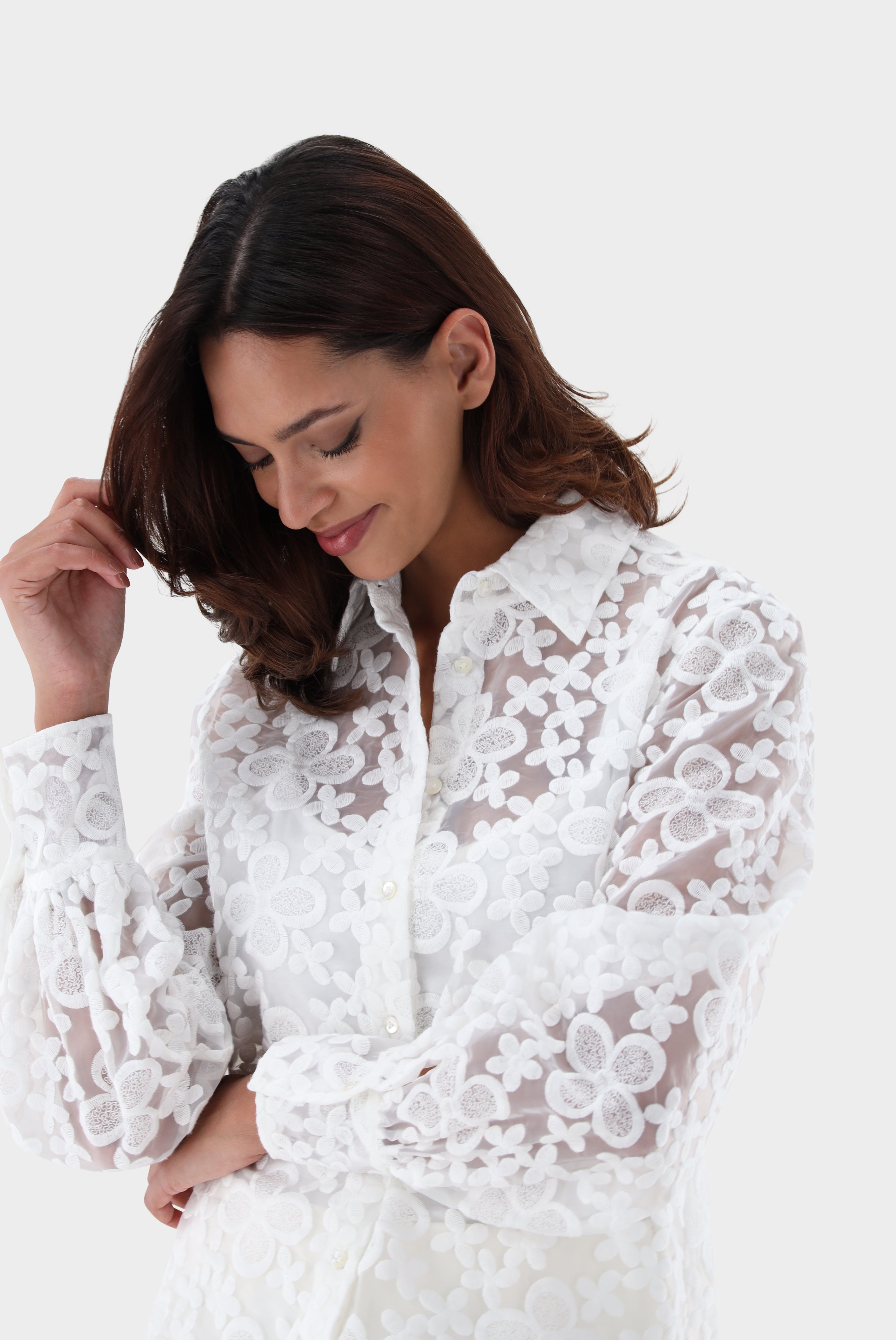 Hemdbluse mit Blousonärmeln und besticktem Organza
