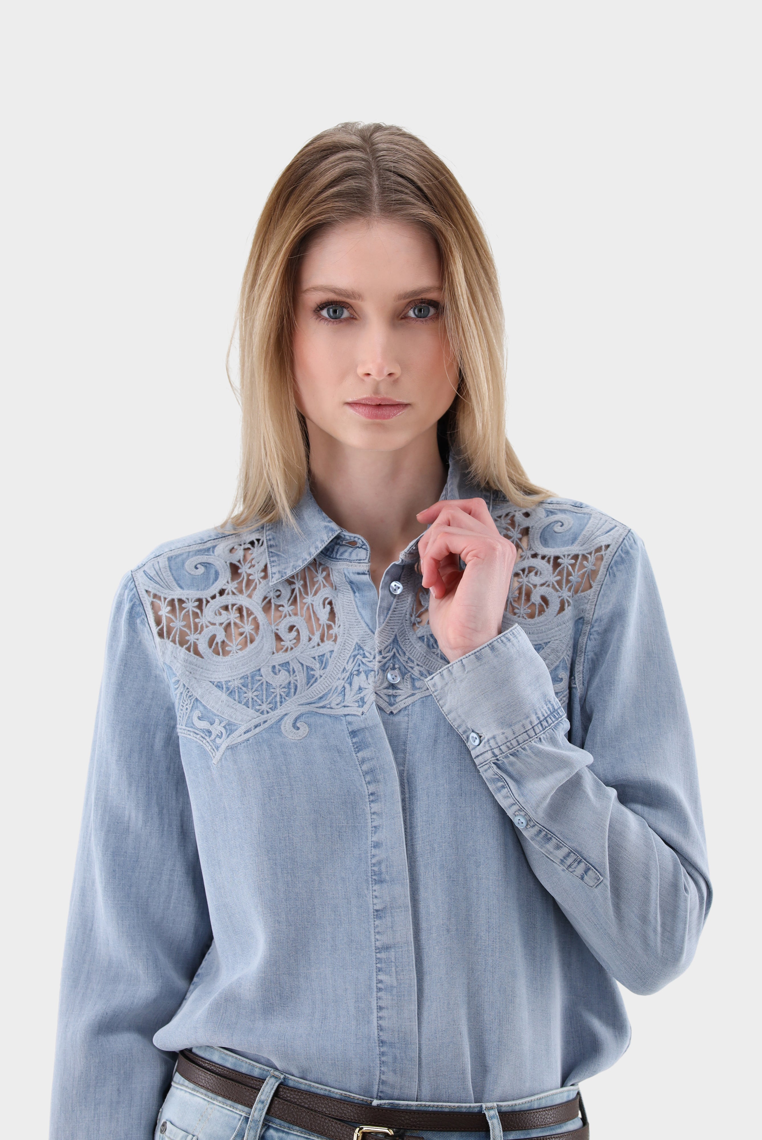 Van Laack-Hemdbluse mit Spitzenausschnitten-Hemden & Blusen-Black-Deal-Outlet-by-ARCHIVIST