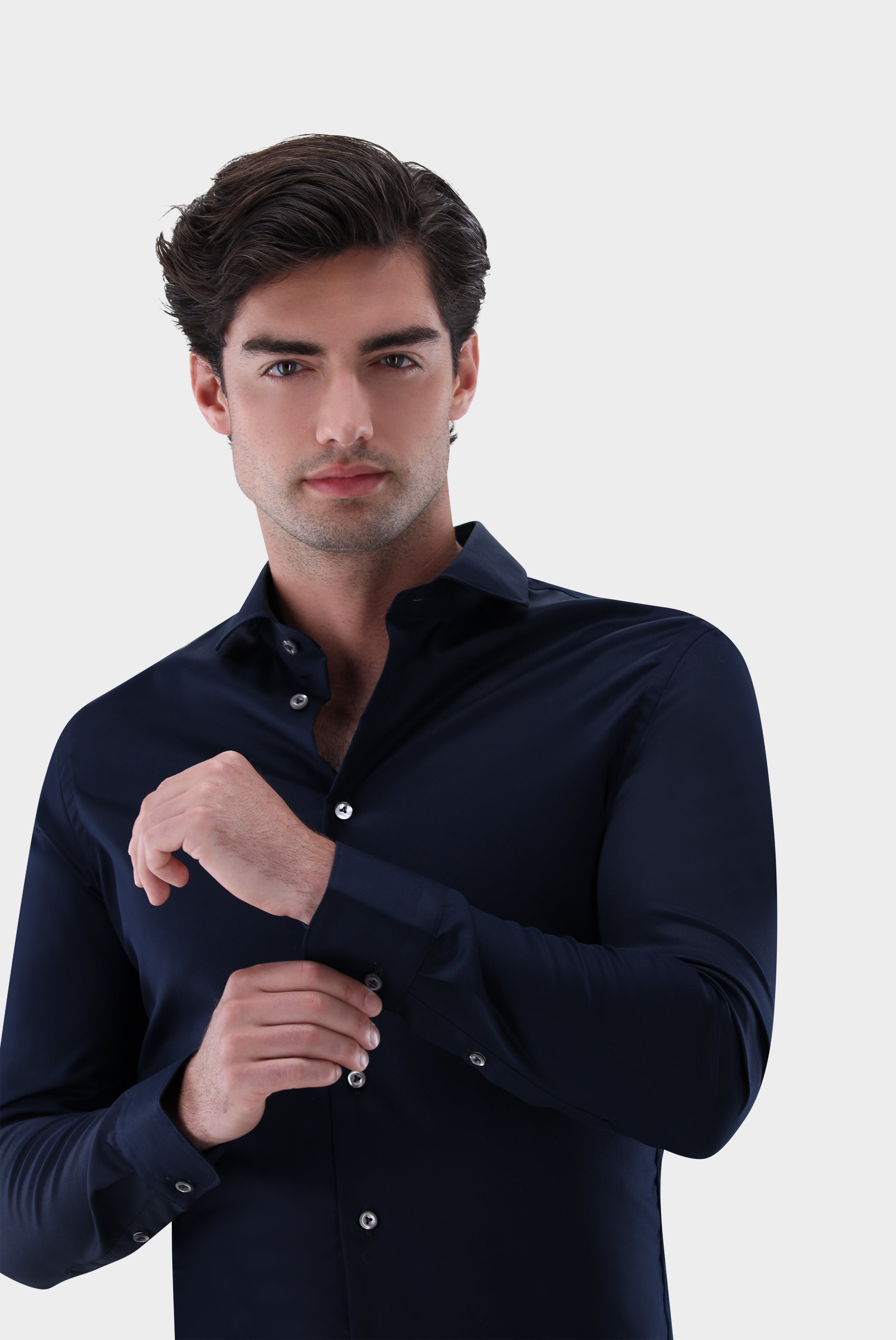 Non-iron hybrid shirt with jersey insert, slim fit