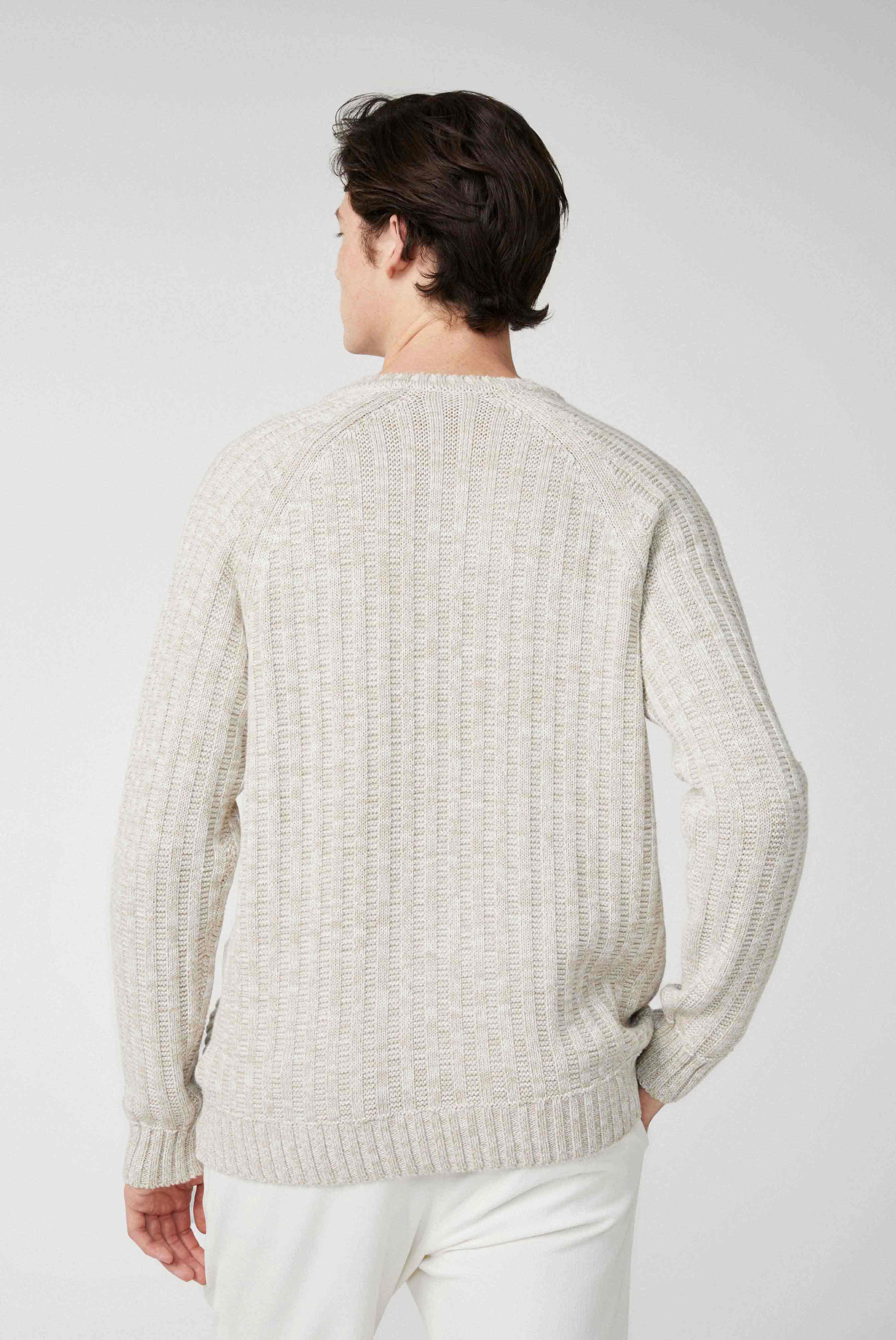 Pullover mit V-Ausschnitt