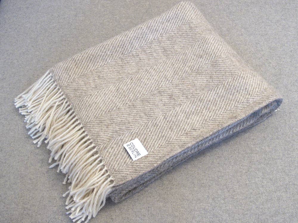 Verdancia-Wolldecke / Kuscheldecke - limestone - hellbeige - Fischgrat - 100% Schurwolle-Decke-Black-Deal-Outlet-by-ARCHIVIST