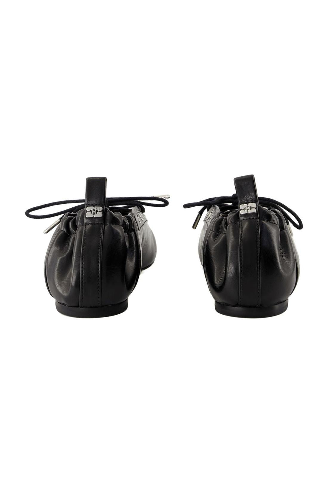 Eyelets Ballerinas - Ganni - Synthetik - Schwarz-schuhe / flache-schuhe-Ganni-ARCHIVIST