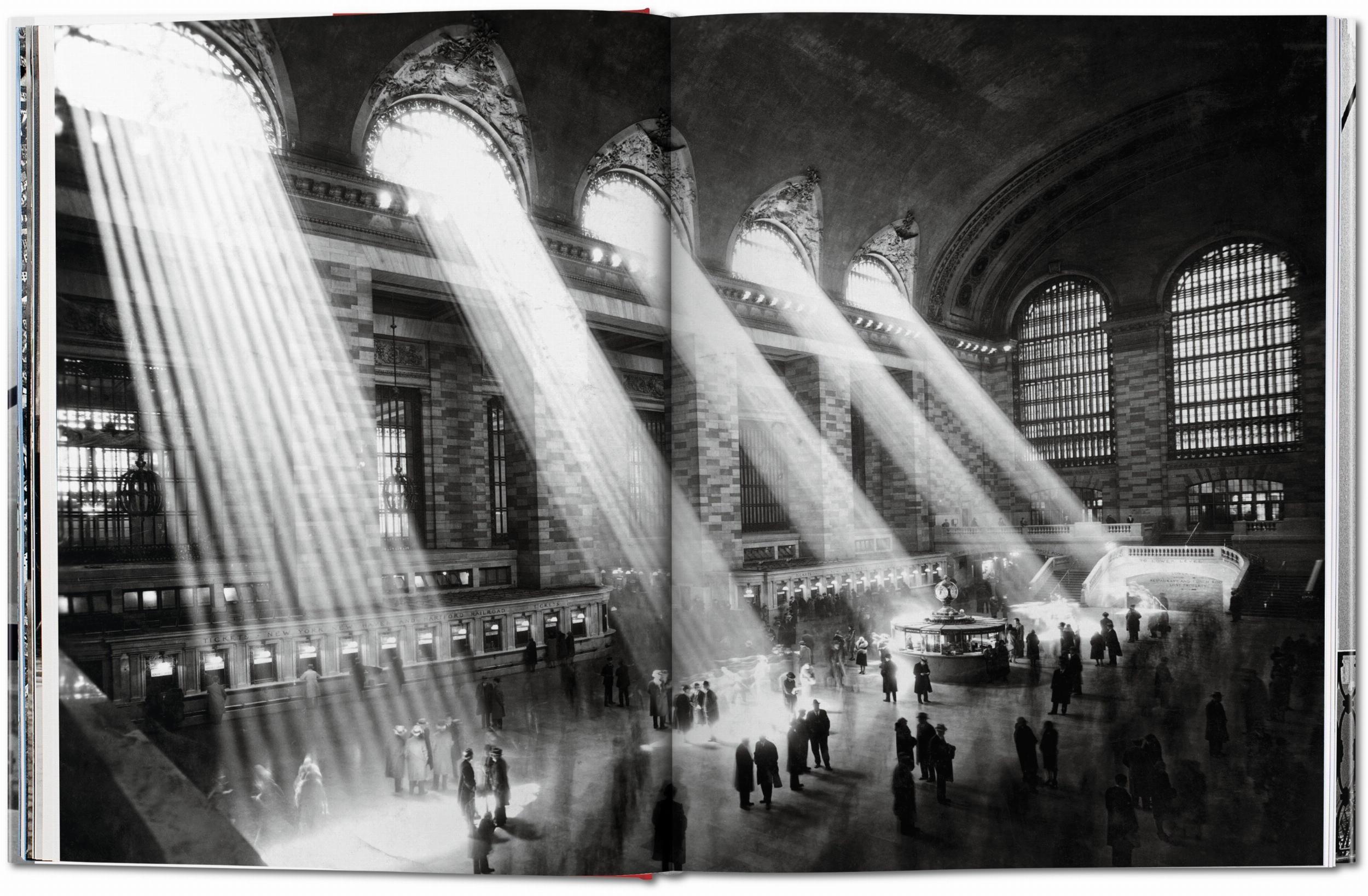 Taschen-New York. Portrait of a City (German, French, English)-Photography-Black-Deal-Outlet-by-ARCHIVIST