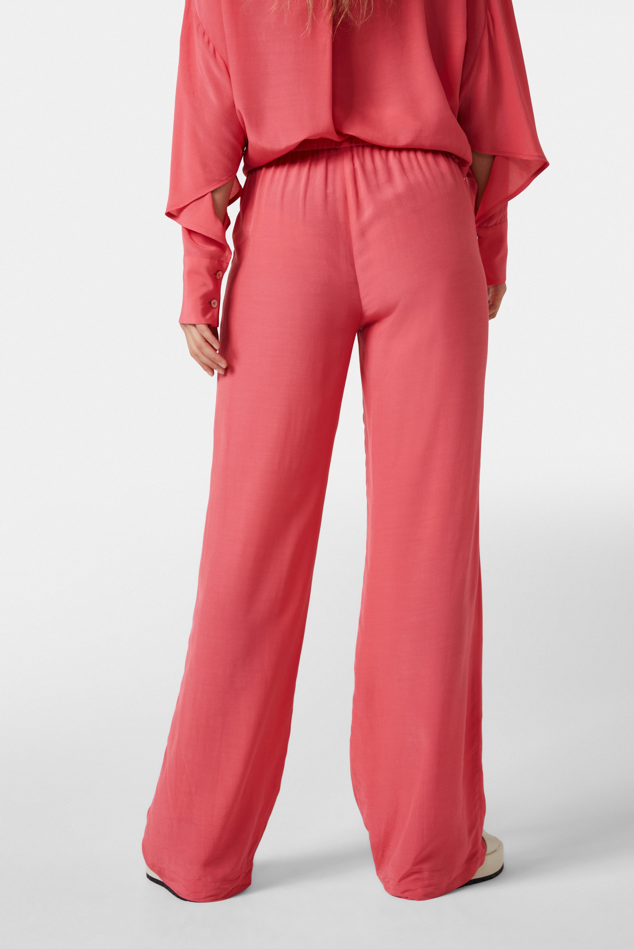 Gerade geschnittene Hose mit elastischem Bund und Rüschendetails aus Viskose Weiß