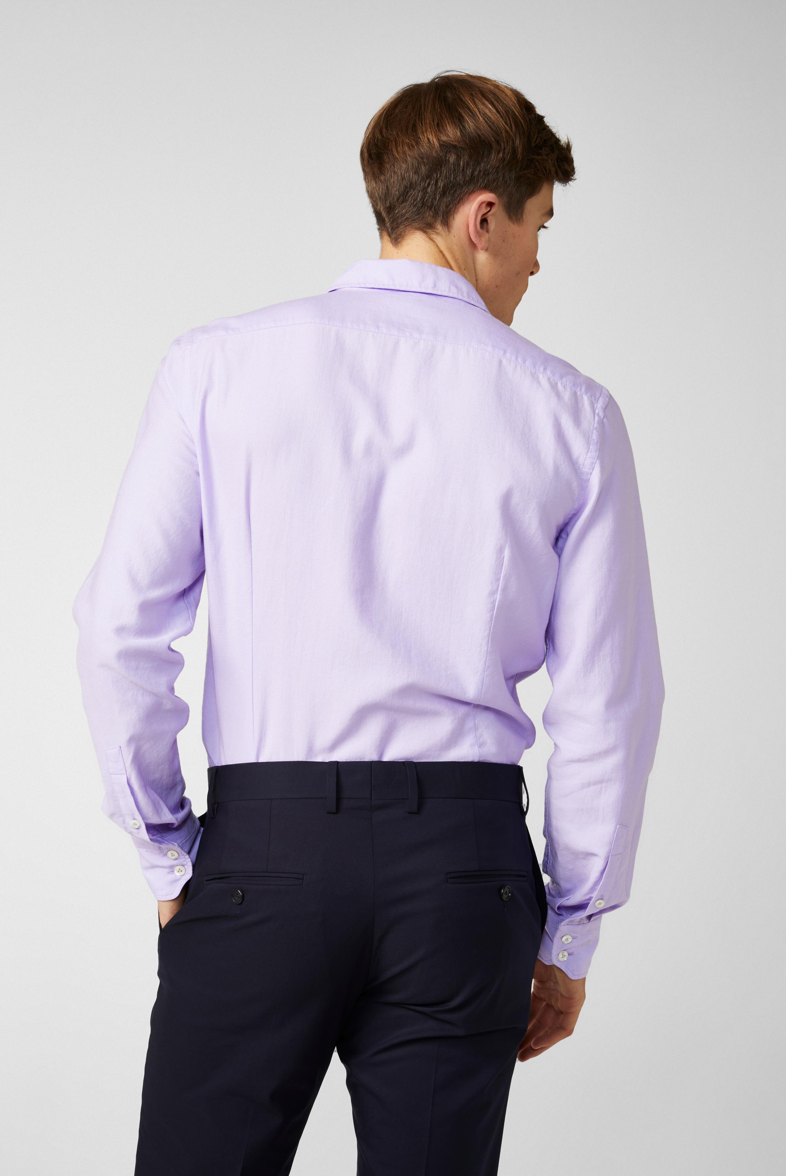 Twill shirt with a small Kent collar