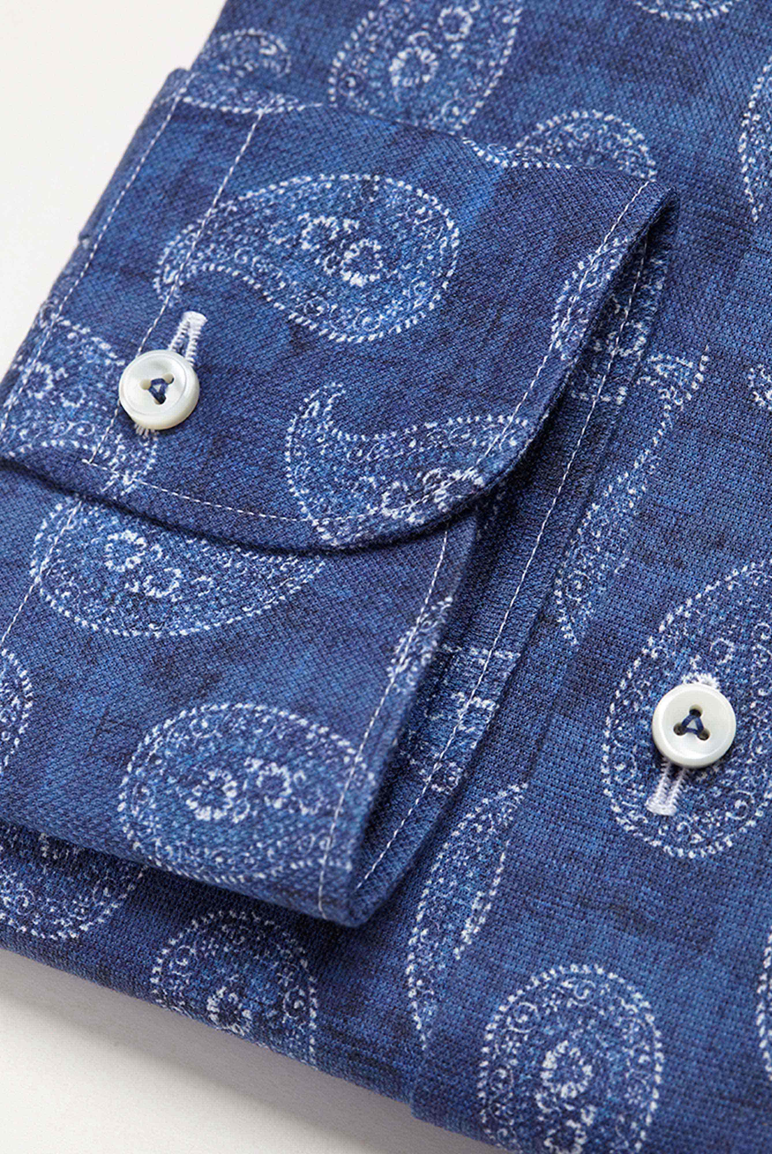 Luxurious shirt with paisley print, blue