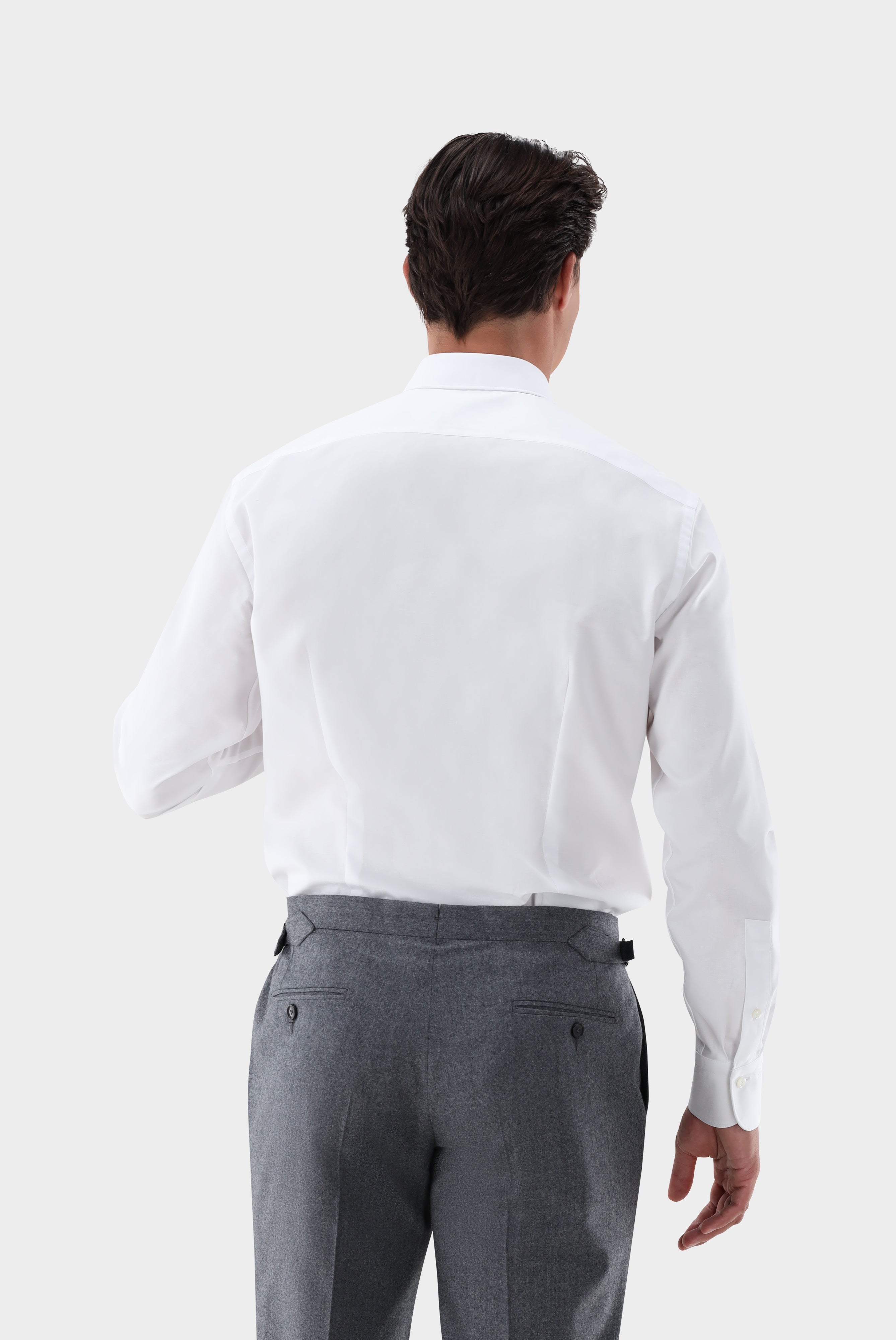 Structured shirt with pin collar, tailor fit