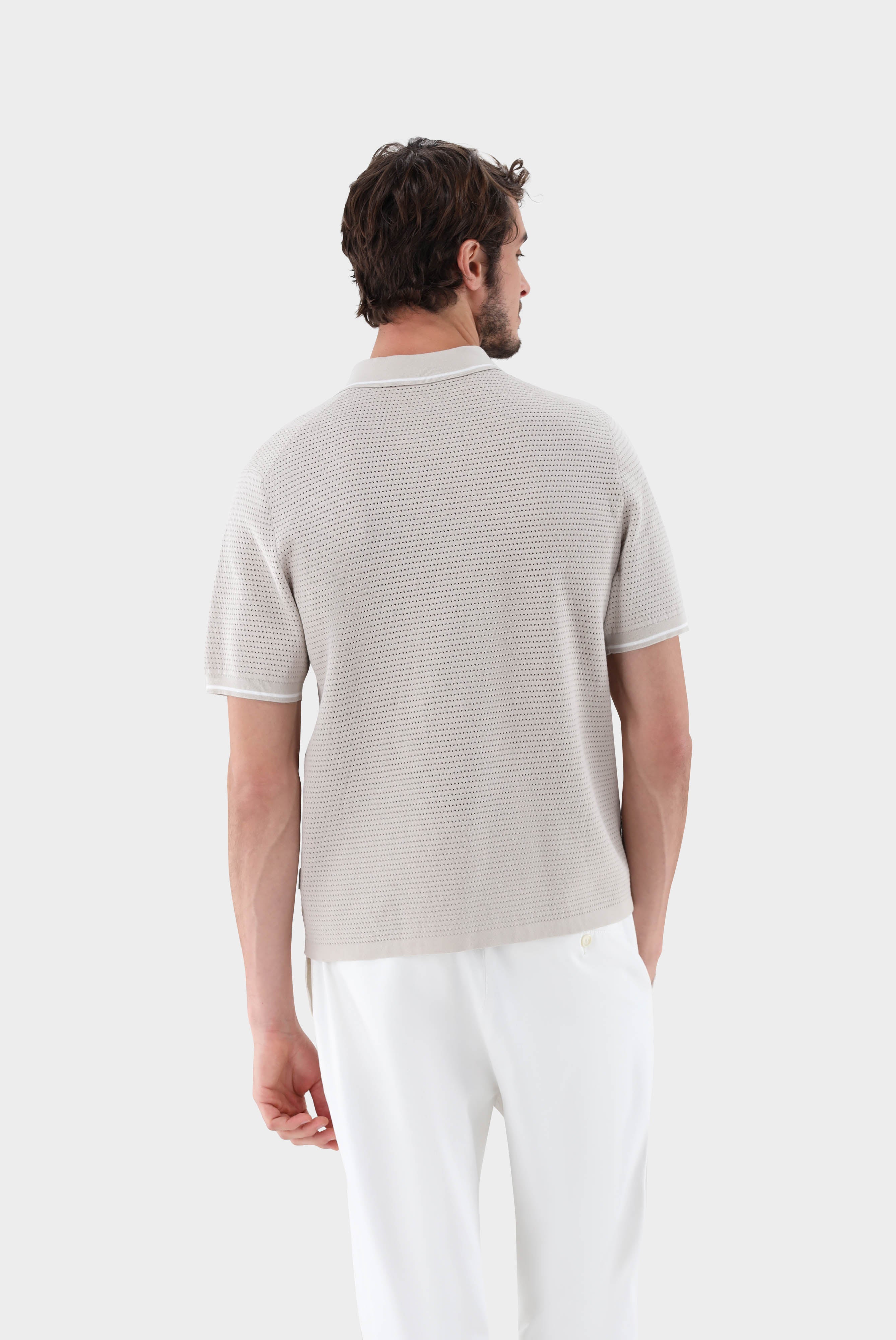 V-Neck Polo mit Retro Strukturund Kontrastkragen