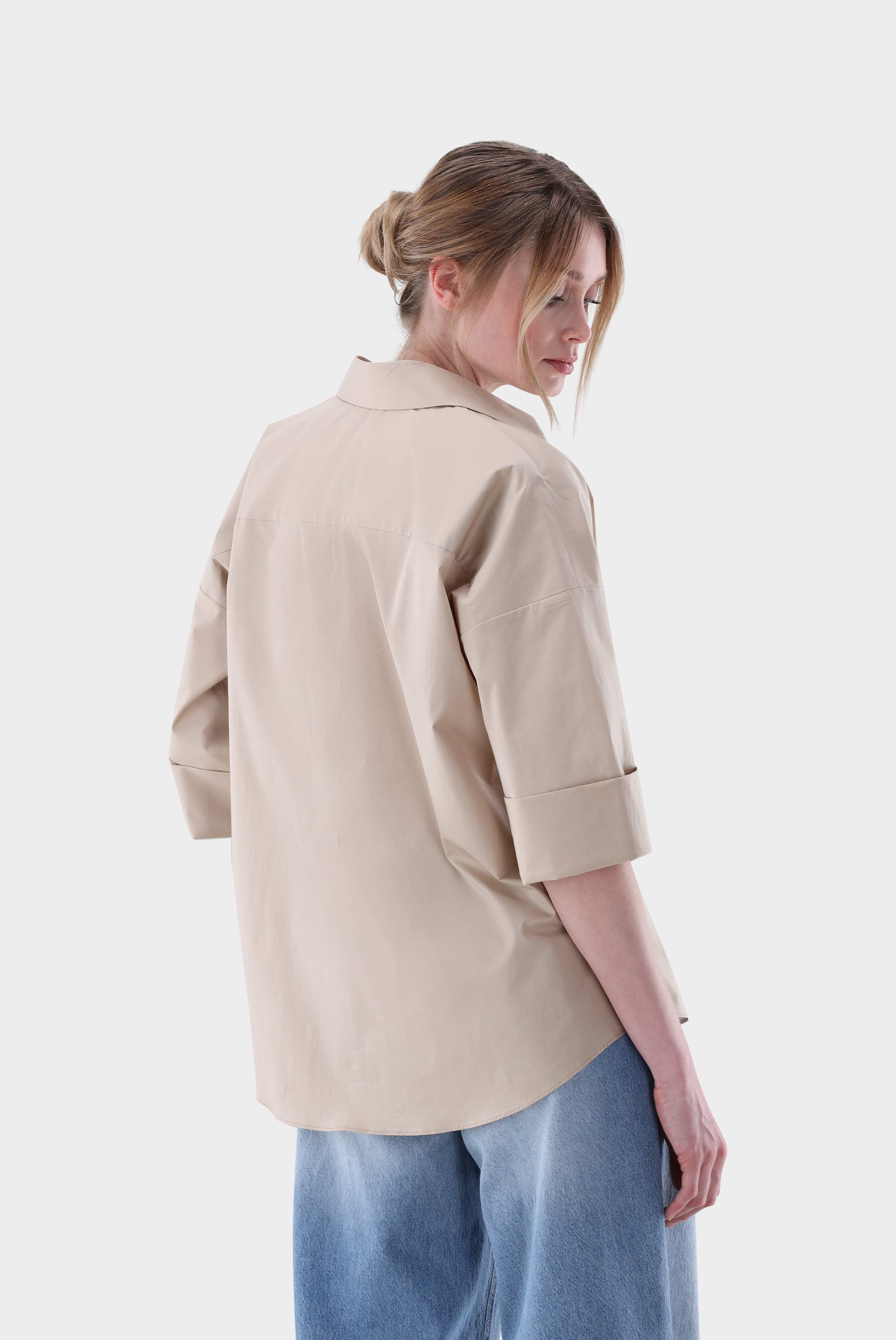 Locker geschnittene Schlupfbluse