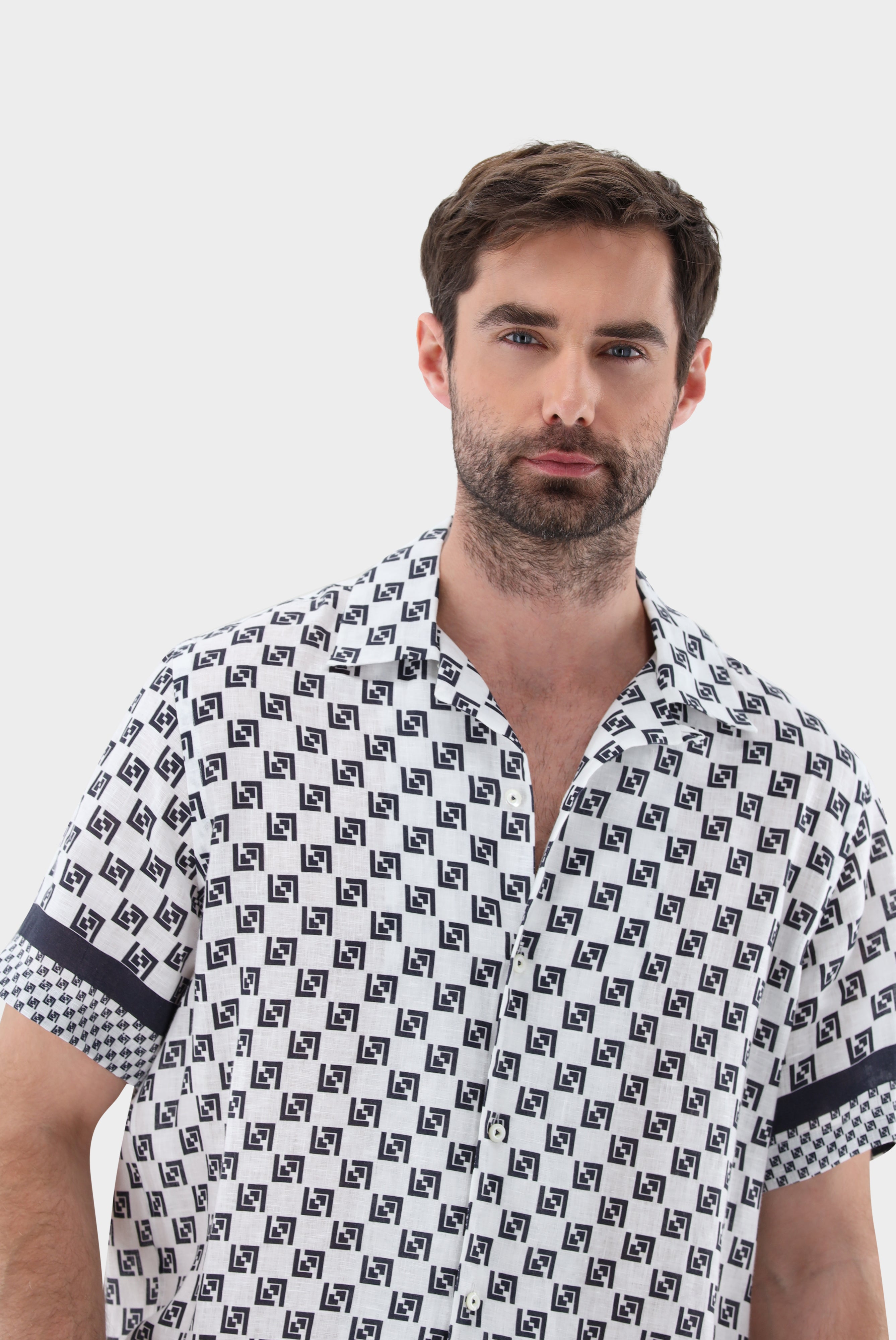 Van Laack-Kurzarmhemd mit Reverskragen und Geometrischem Druck-Hemden & Blusen-Black-Deal-Outlet-by-ARCHIVIST