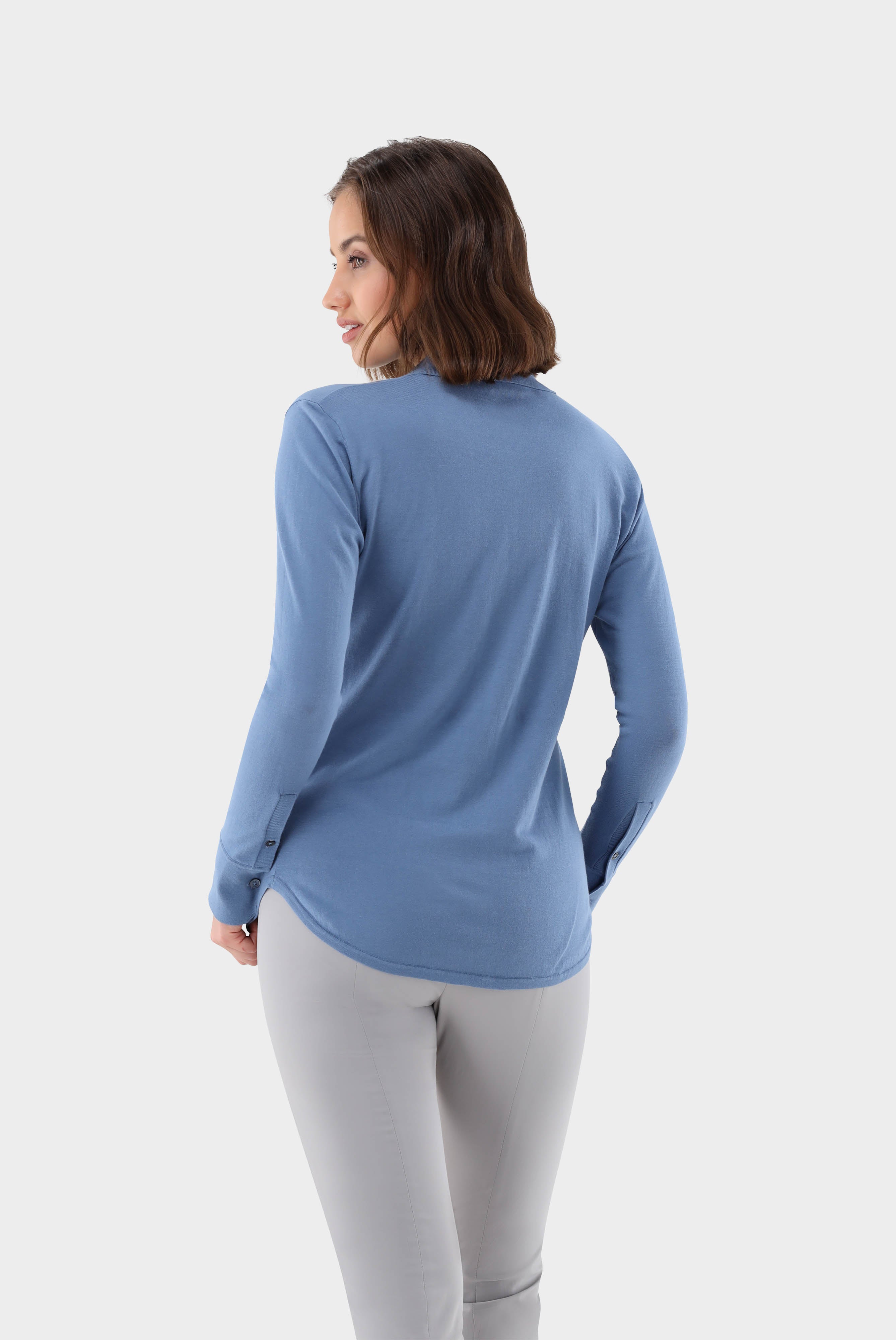 Knit shirt made of cotton