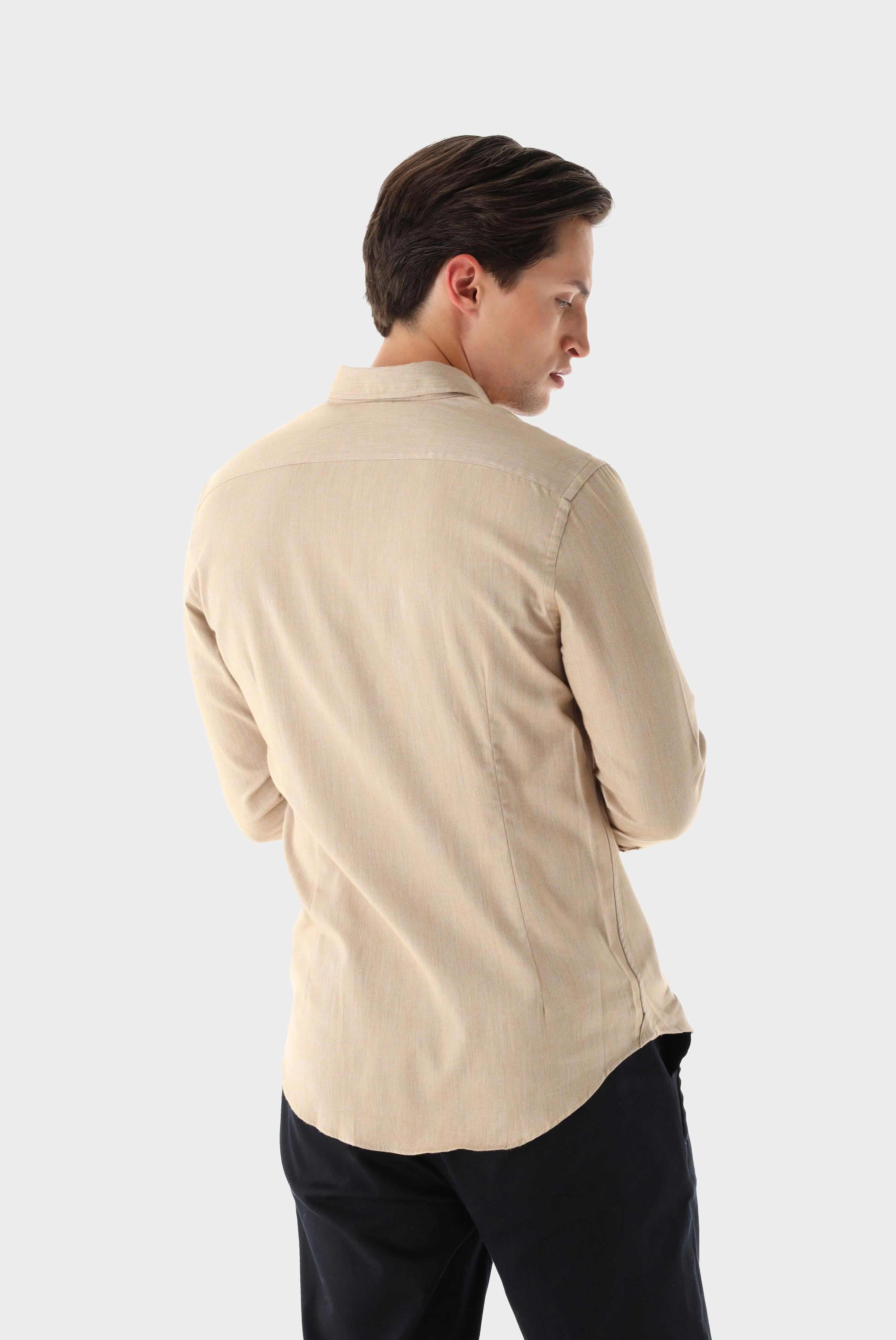 Button-down flannel shirt tailored fit