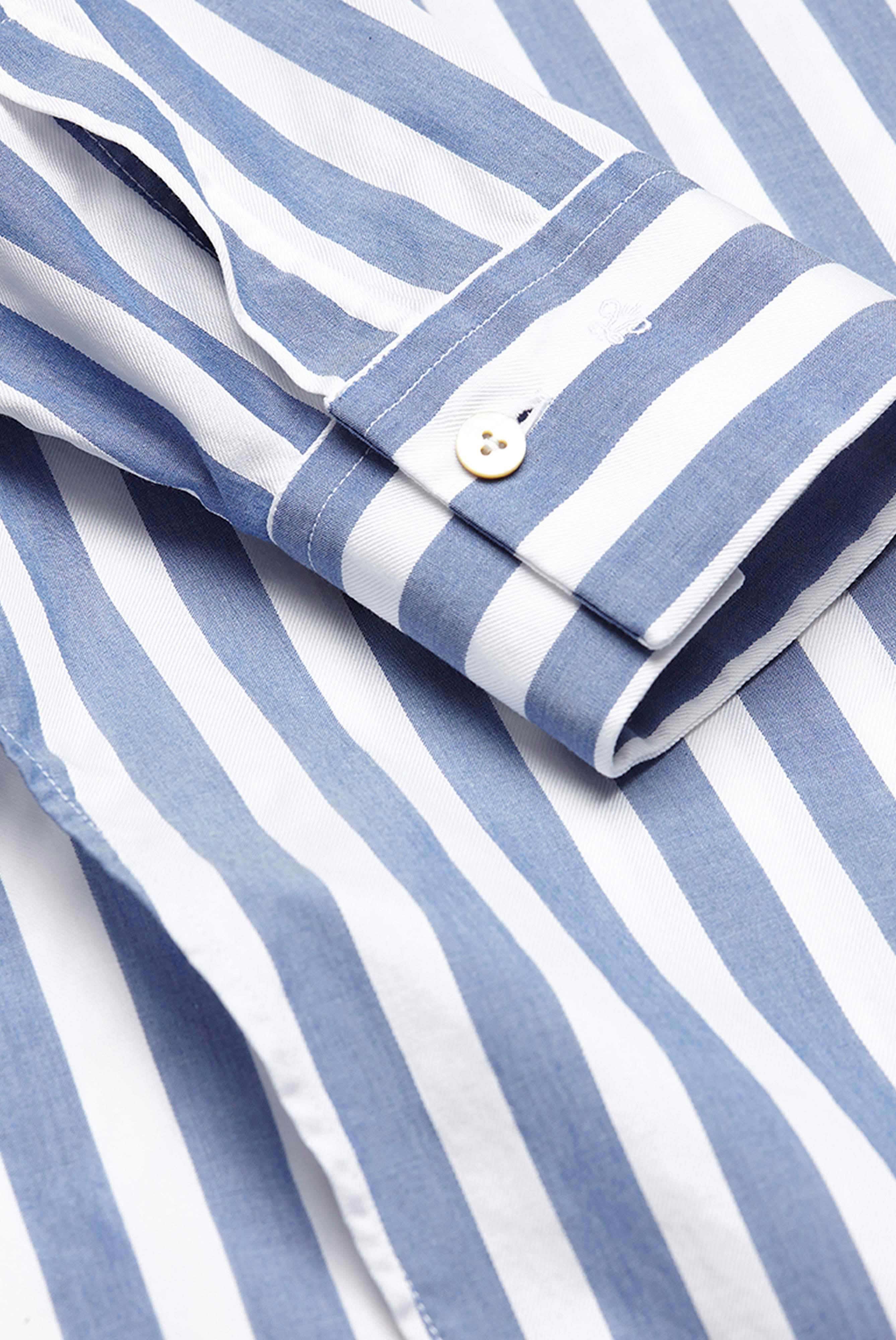 Loose-fitting cotton shirt blouse with pocket and denim stripes, white/blue