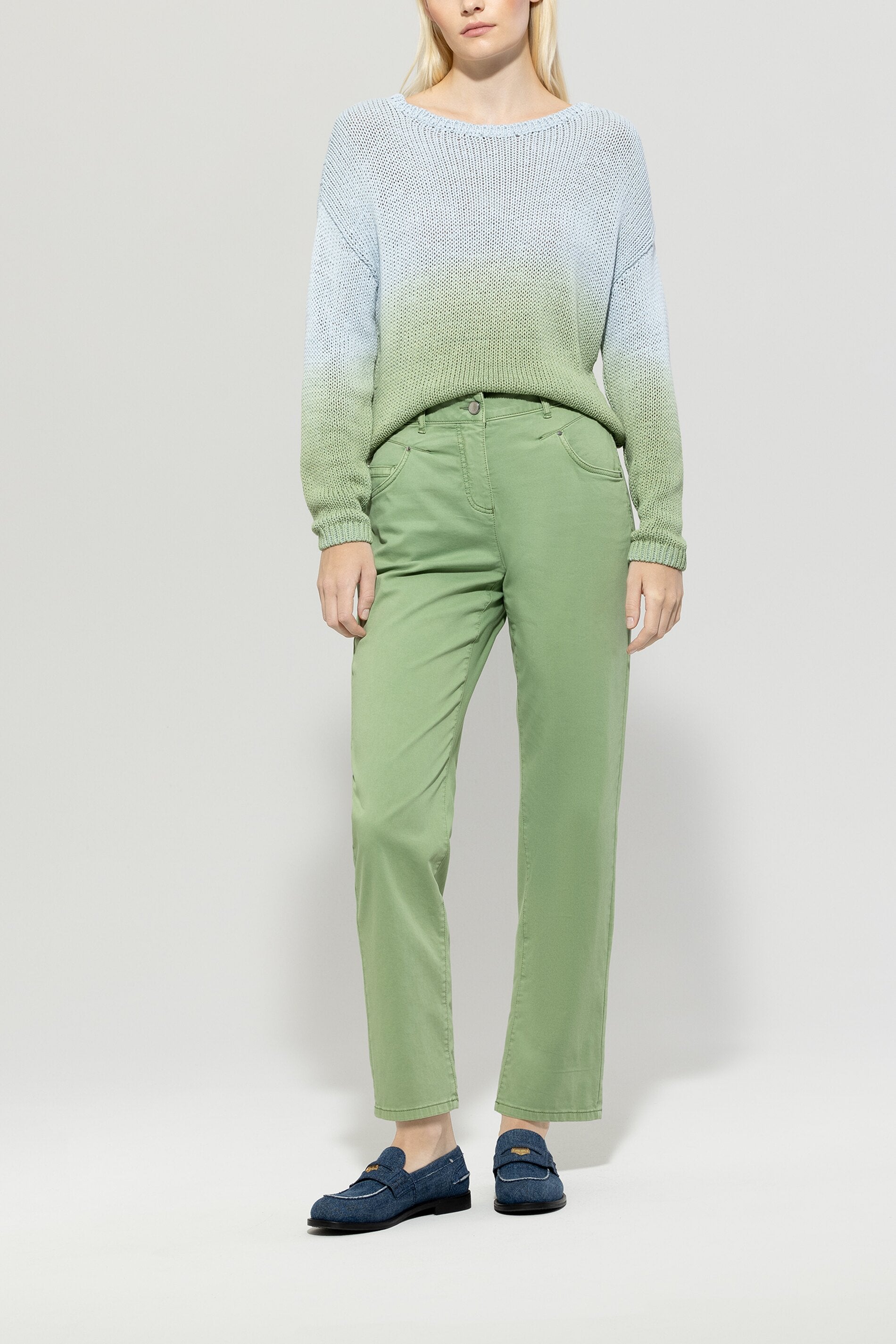 High-Stretch-Tapered-Denim