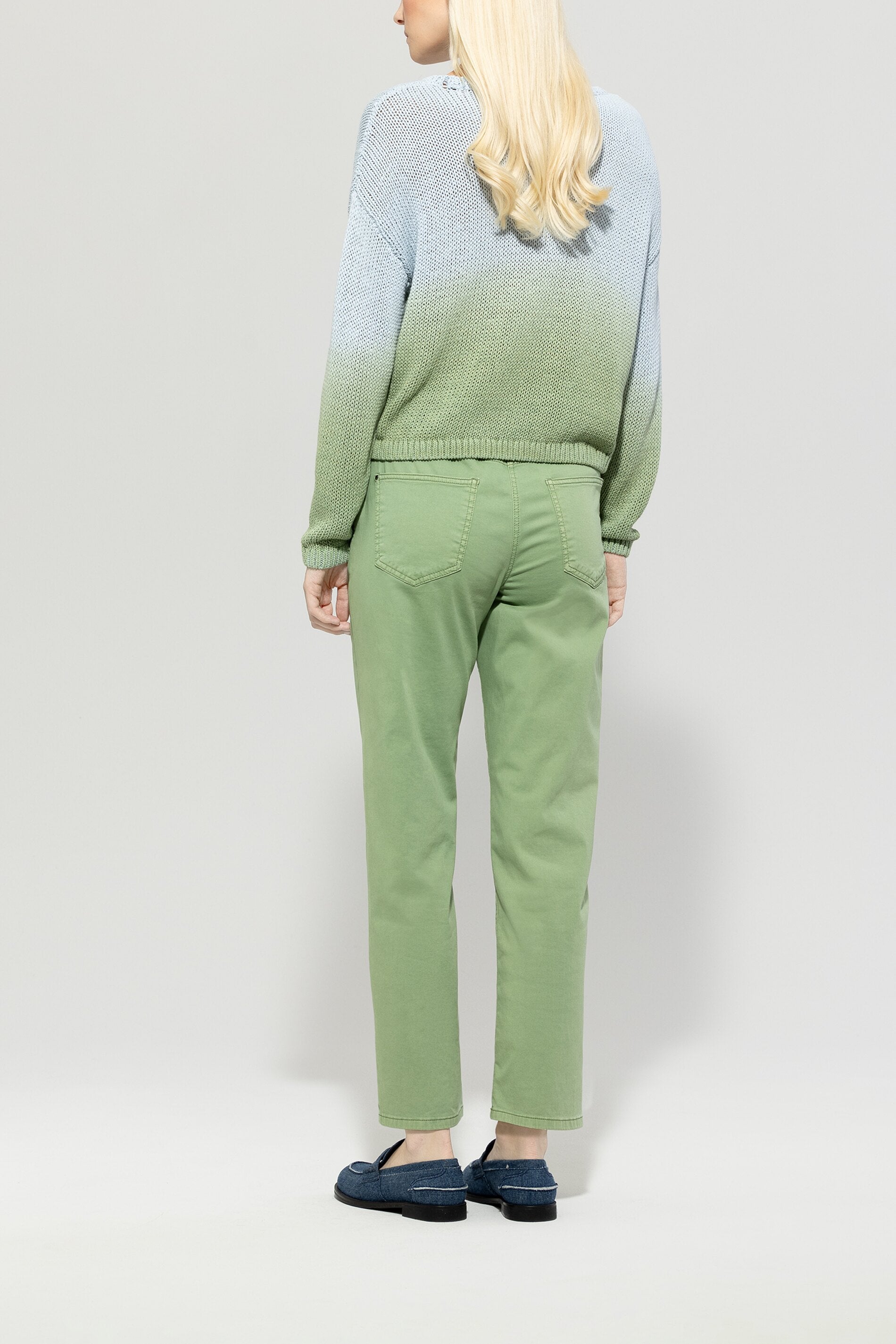 High-Stretch-Tapered-Denim