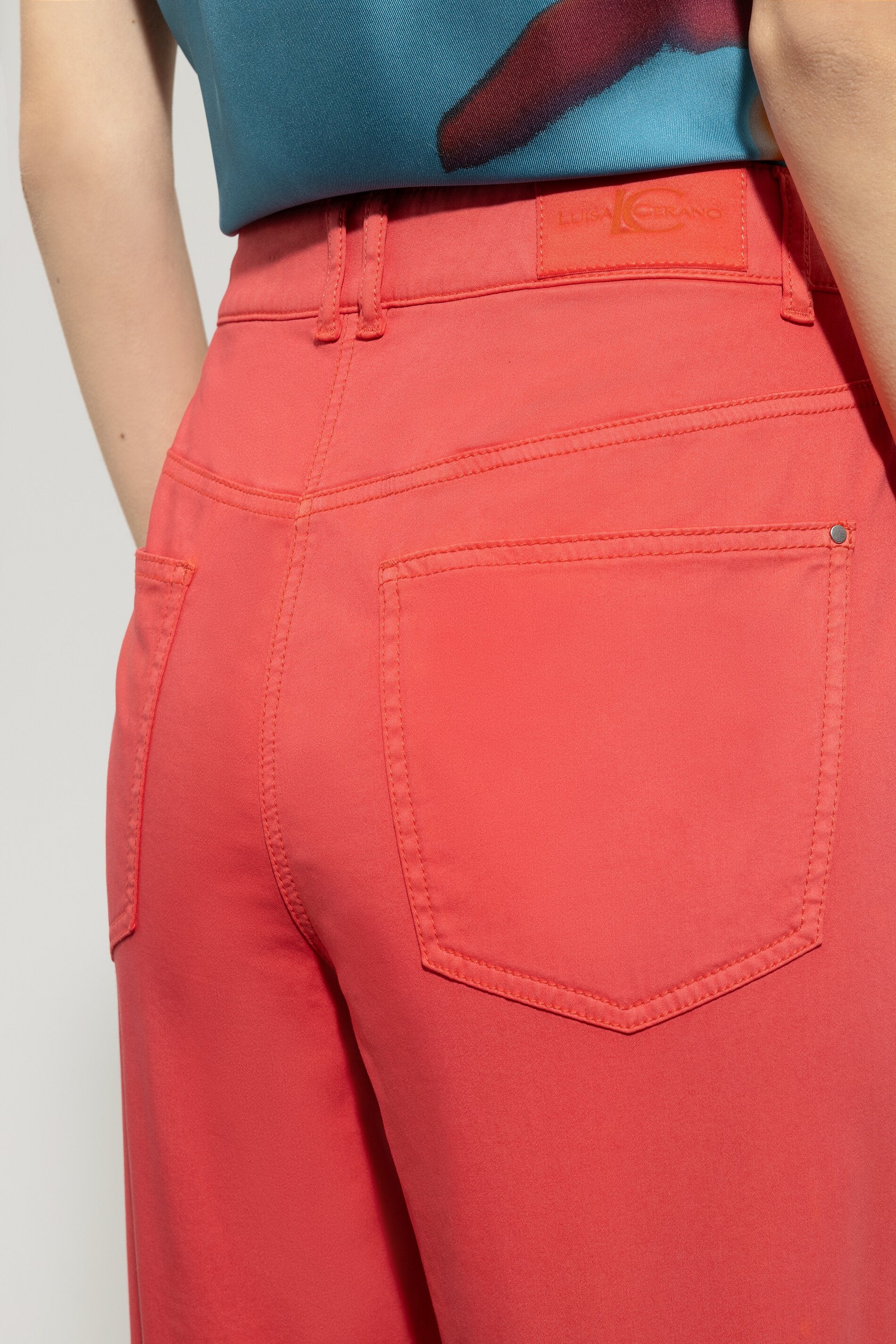 High-Stretch-Tapered-Denim
