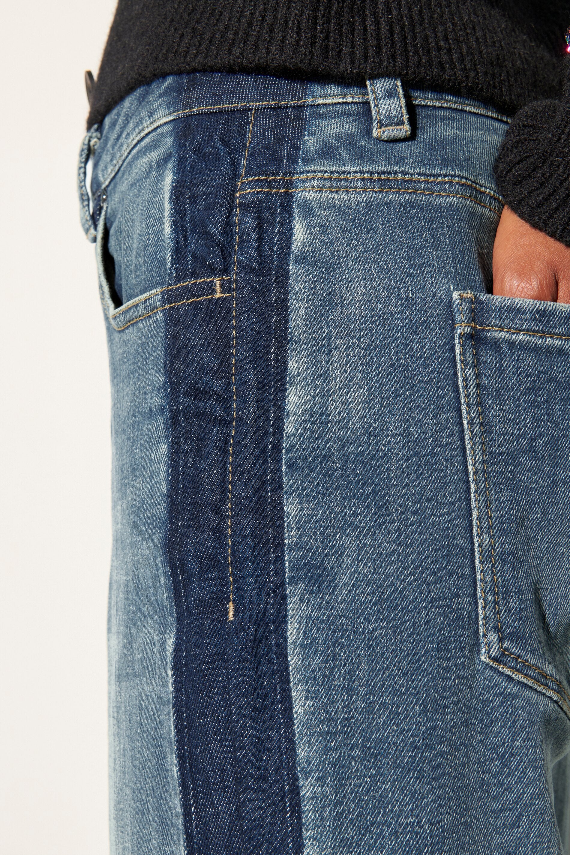 Authentic-Straightleg-Denim