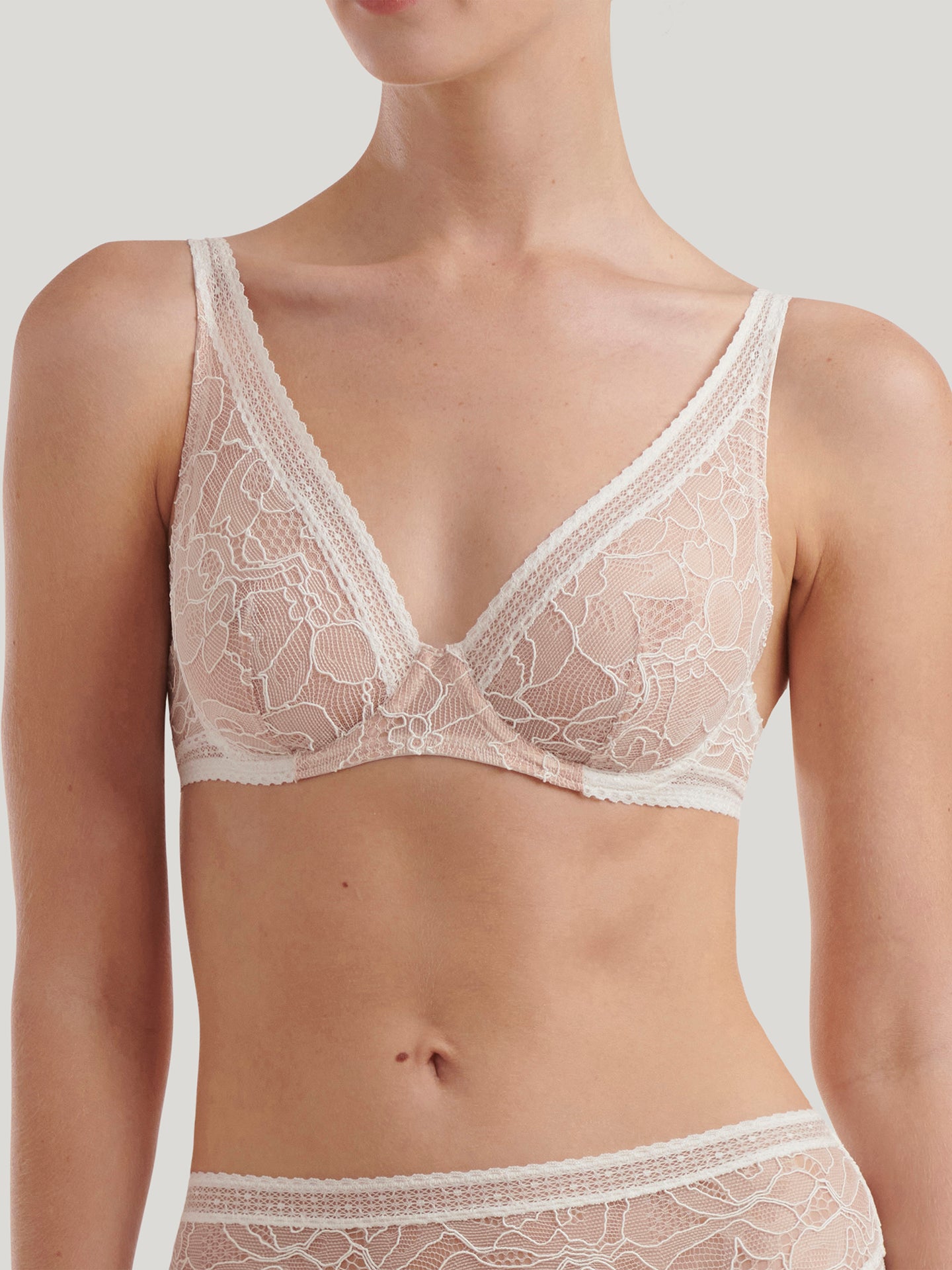 Nets and Roses Full Cup Bra