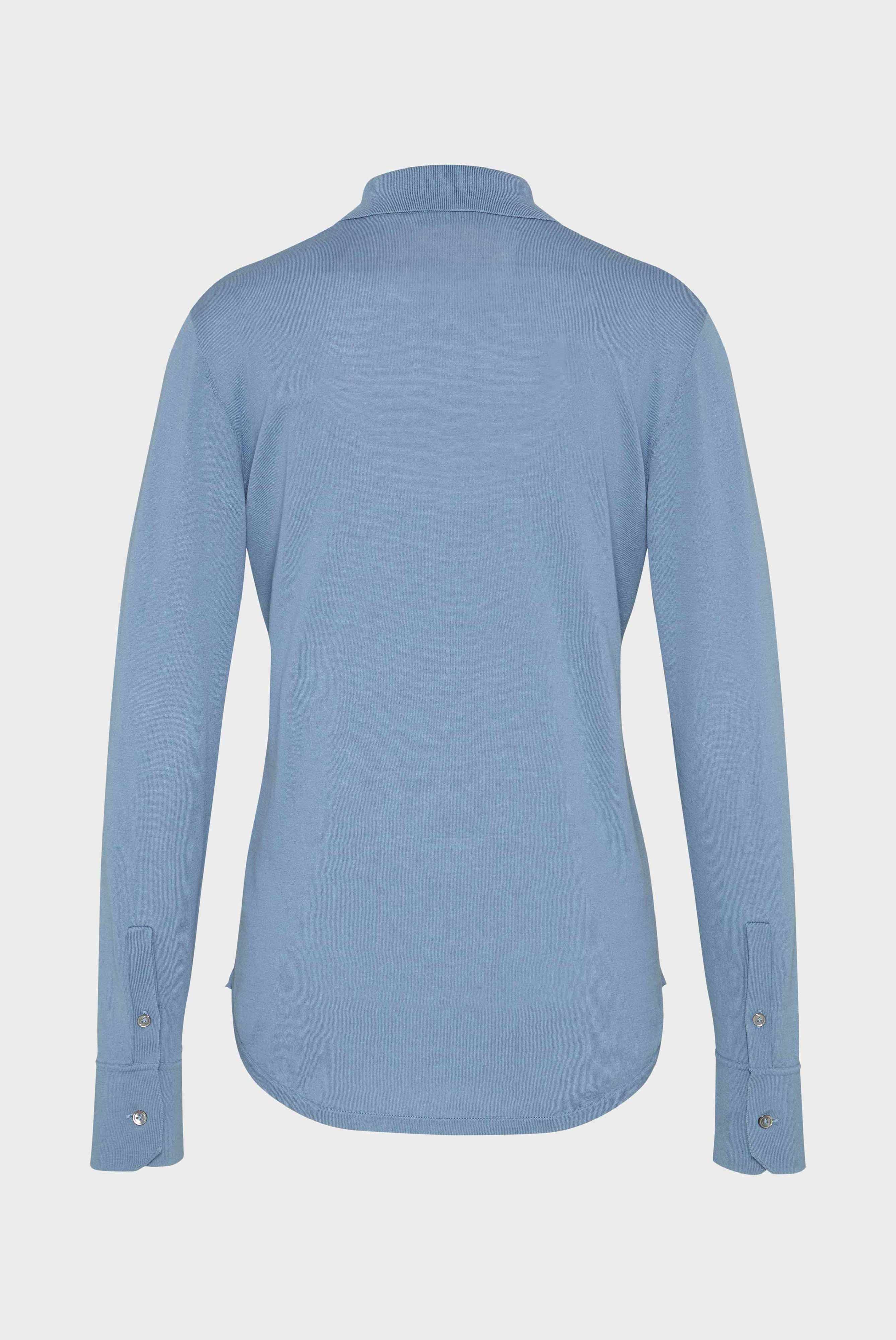 Knit shirt made of cotton