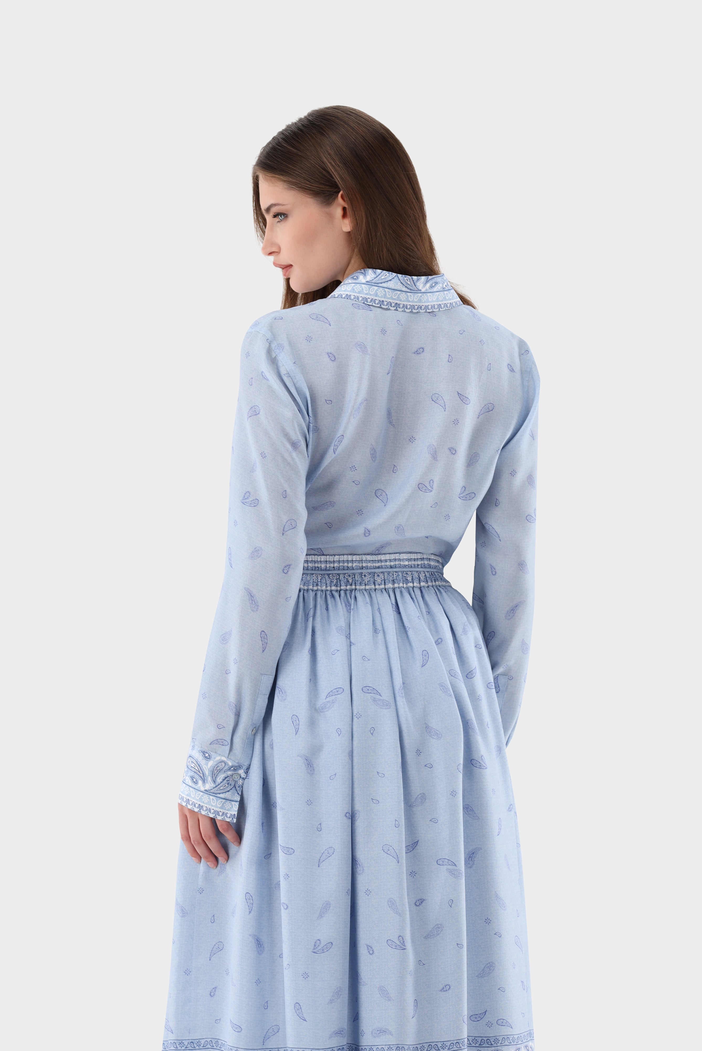 Van Laack-Taillierte Seidenbluse mit Bandana-Druck-Hemden & Blusen-Black-Deal-Outlet-by-ARCHIVIST