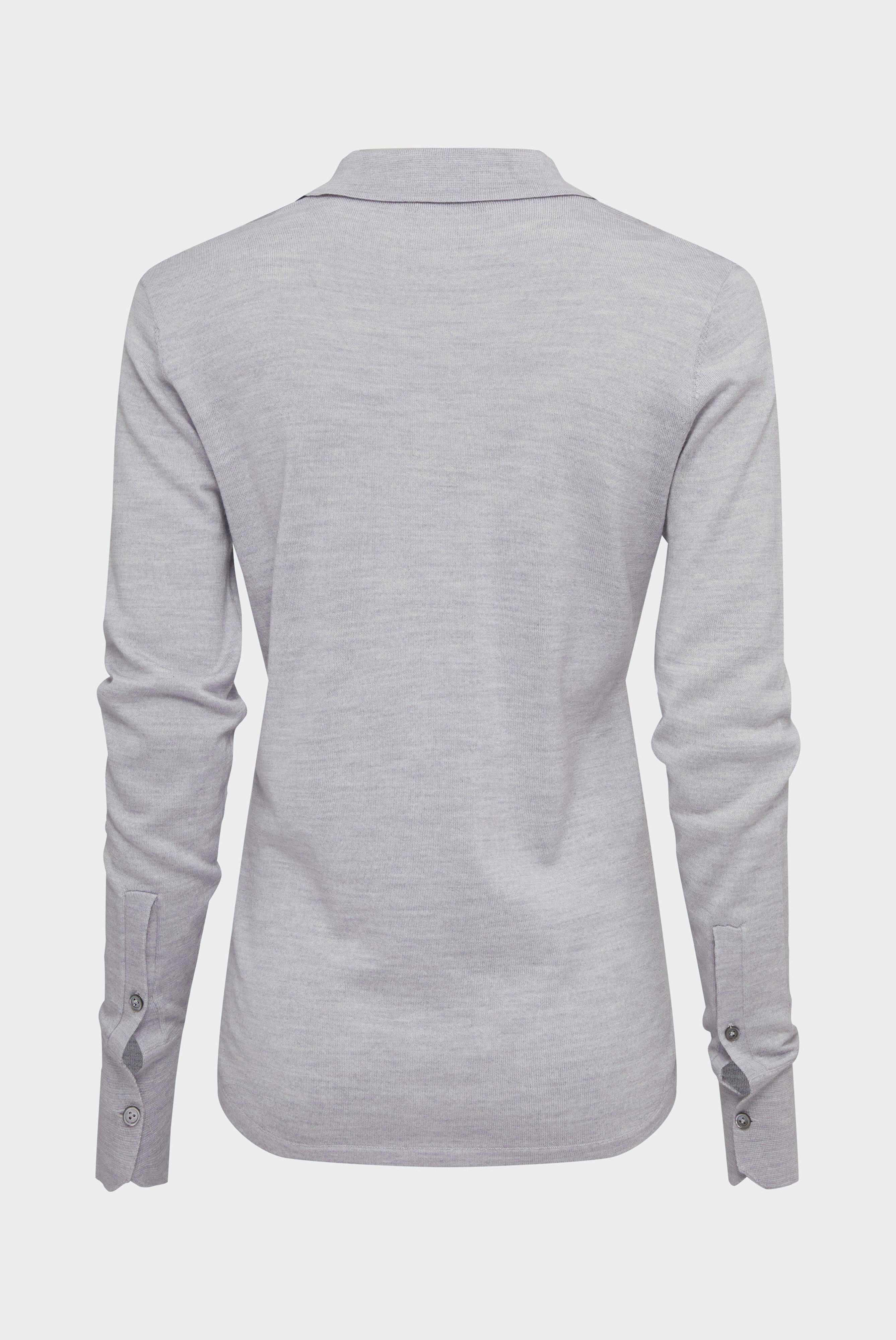 Knit blouse made of merino wool