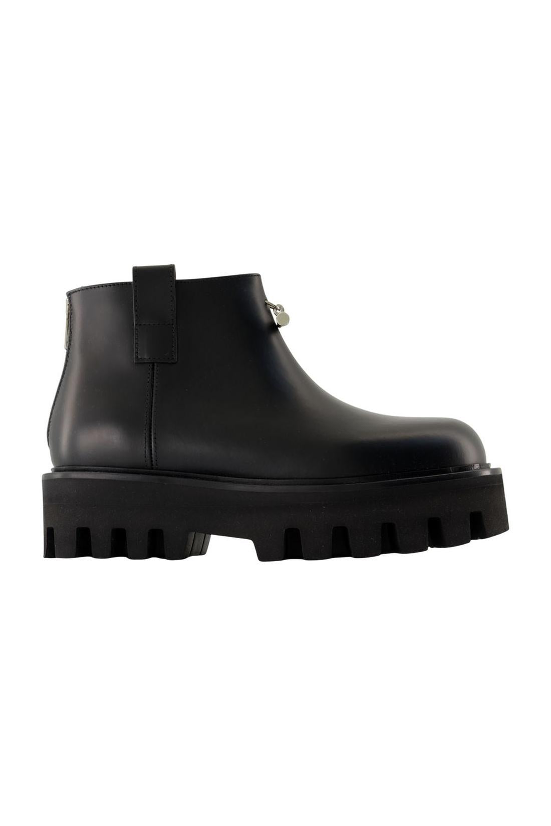 Alexander McQueen-Stiefeletten - Alexander McQueen - Leder - Schwarz-Stiefel & Stiefeletten-Black-Deal-Outlet-by-ARCHIVIST