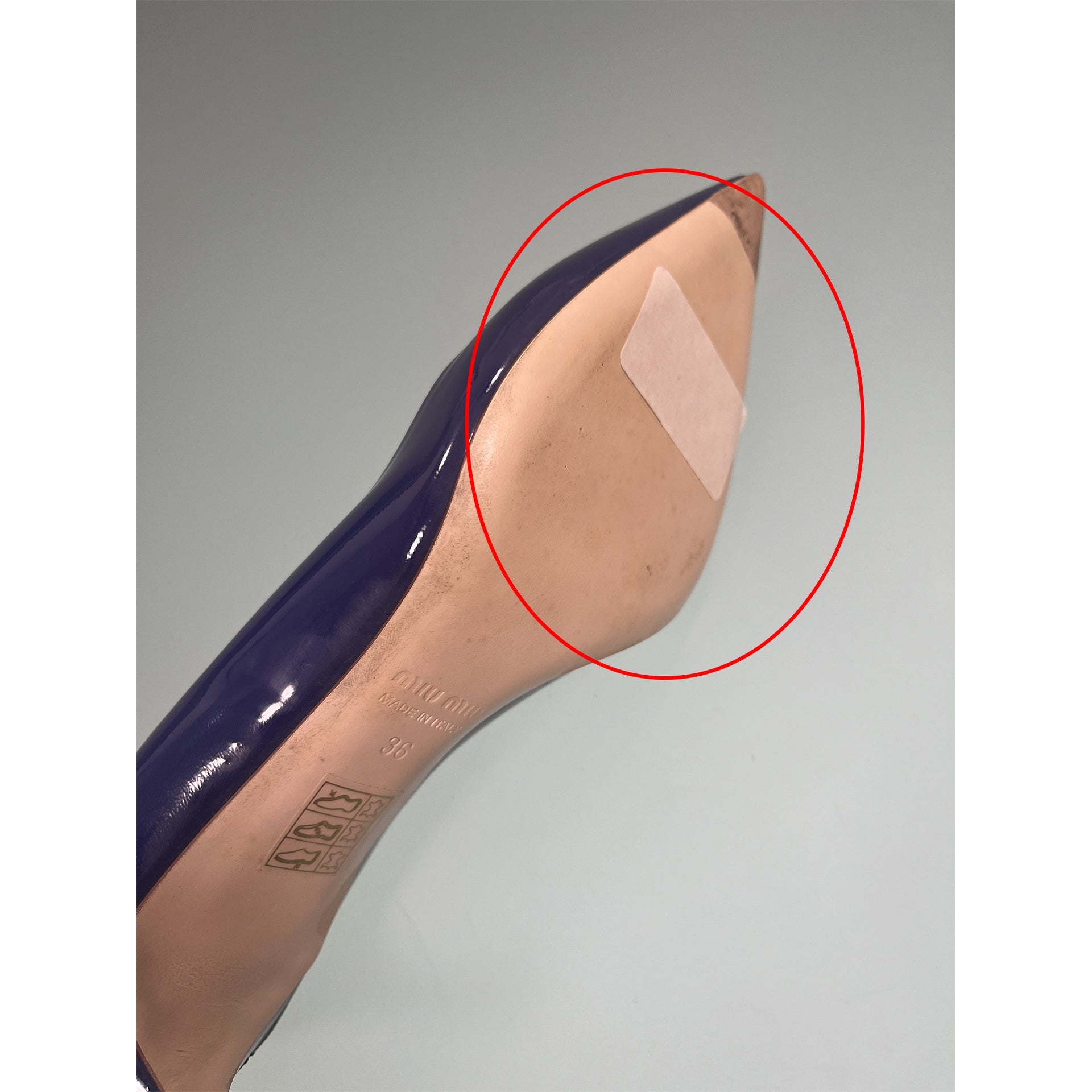 Miu Miu-Miu Miu Leather Pumps-WOMEN SHOES-Black-Deal-Outlet-by-ARCHIVIST