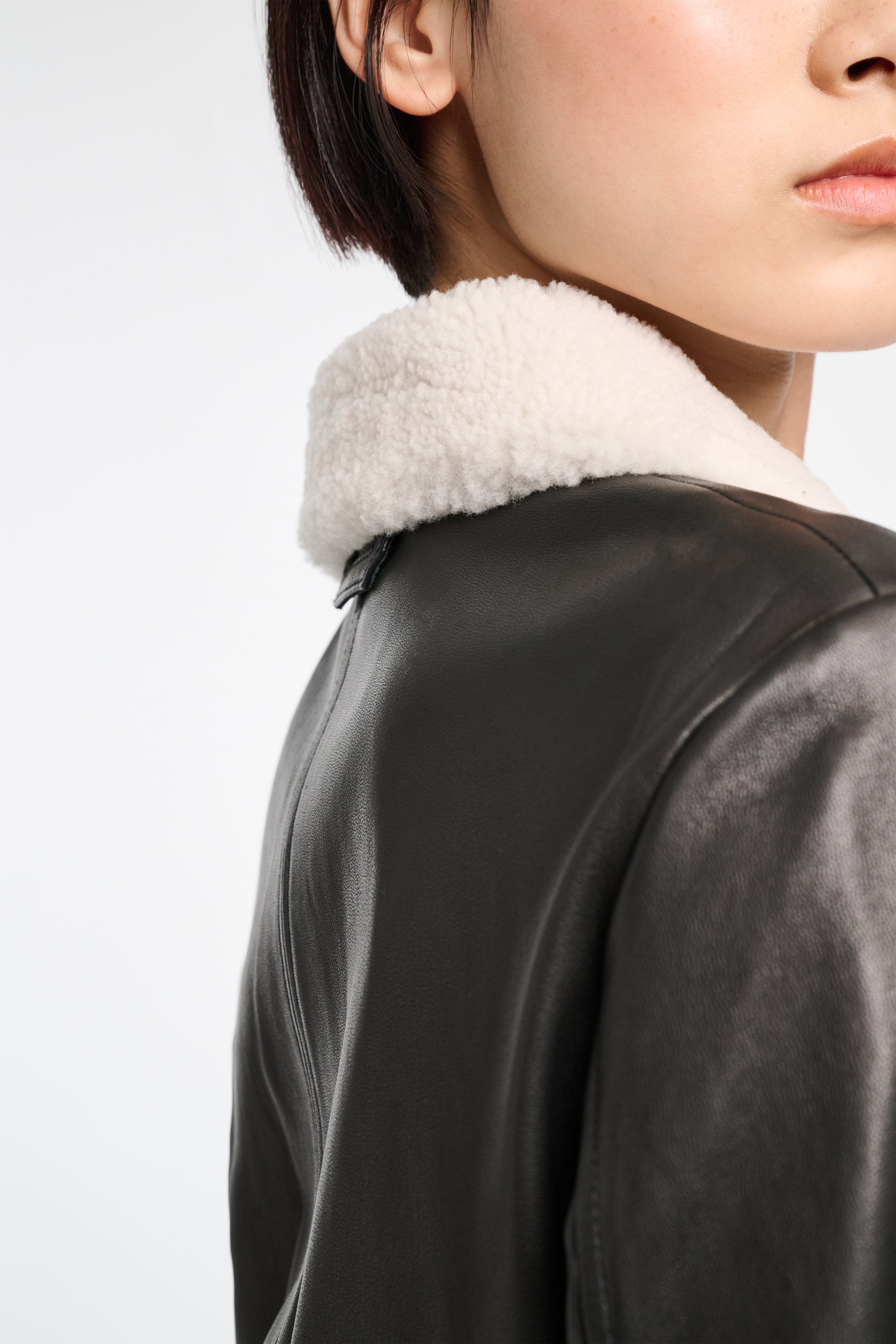 SLEEK STATEMENT jacket