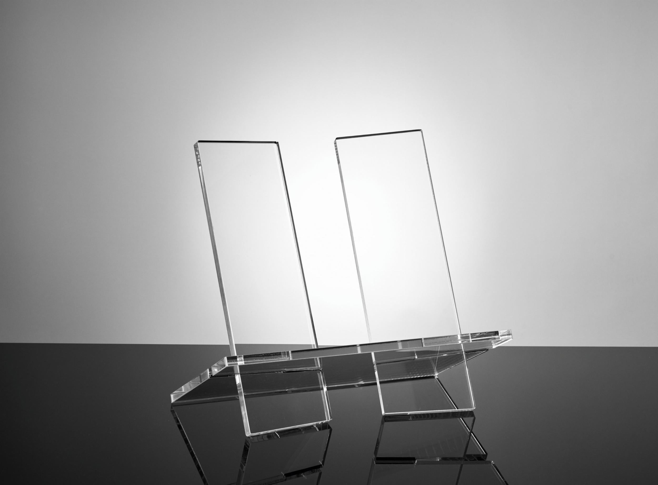 Taschen-Bookstand. Large. Clear-Art-Black-Deal-Outlet-by-ARCHIVIST