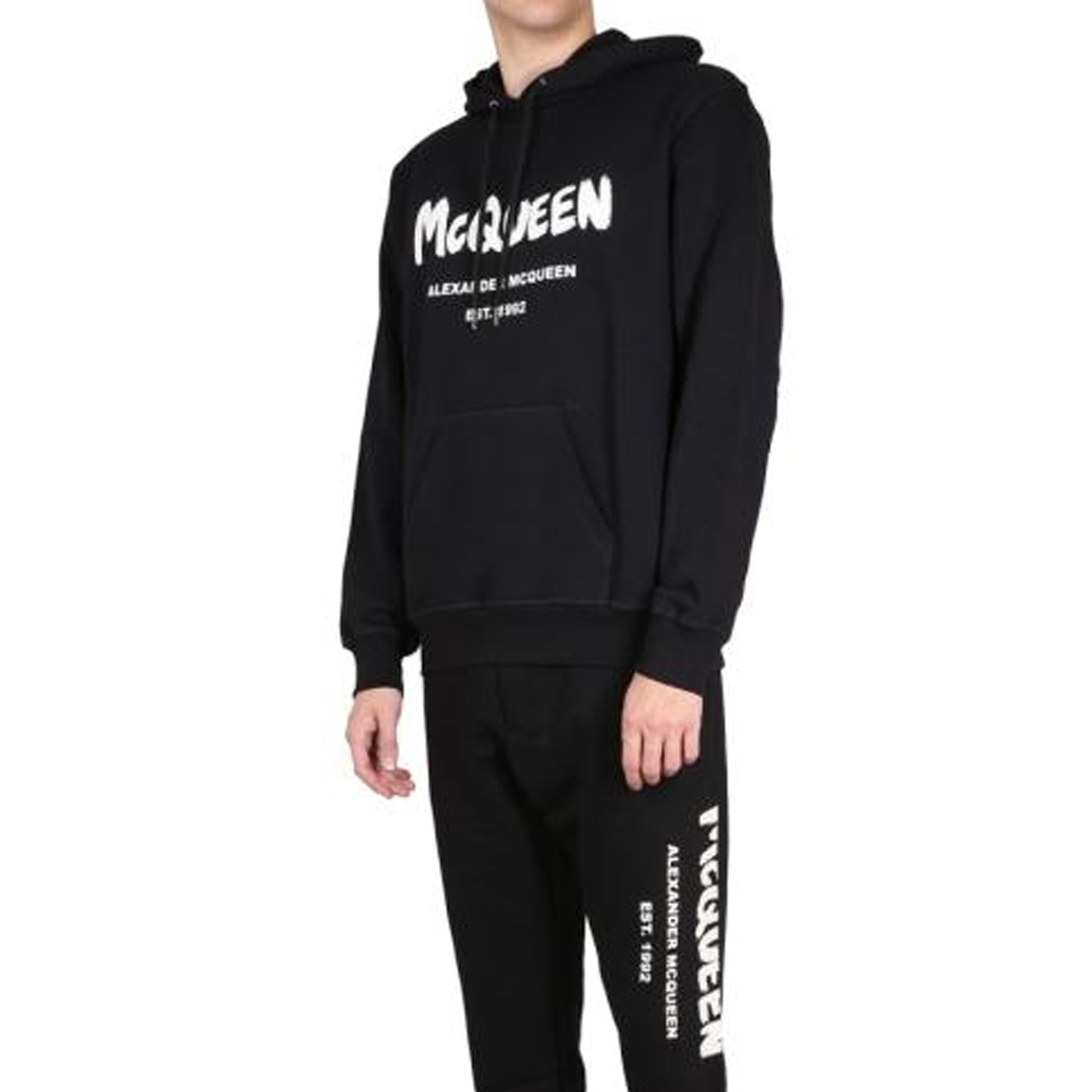 ALEXANDER_MCQUEEN_ALEXANDER_MCQUEEN_Logo_Sweatshirt_688715_QTZ81_0901_Black_2.jpg