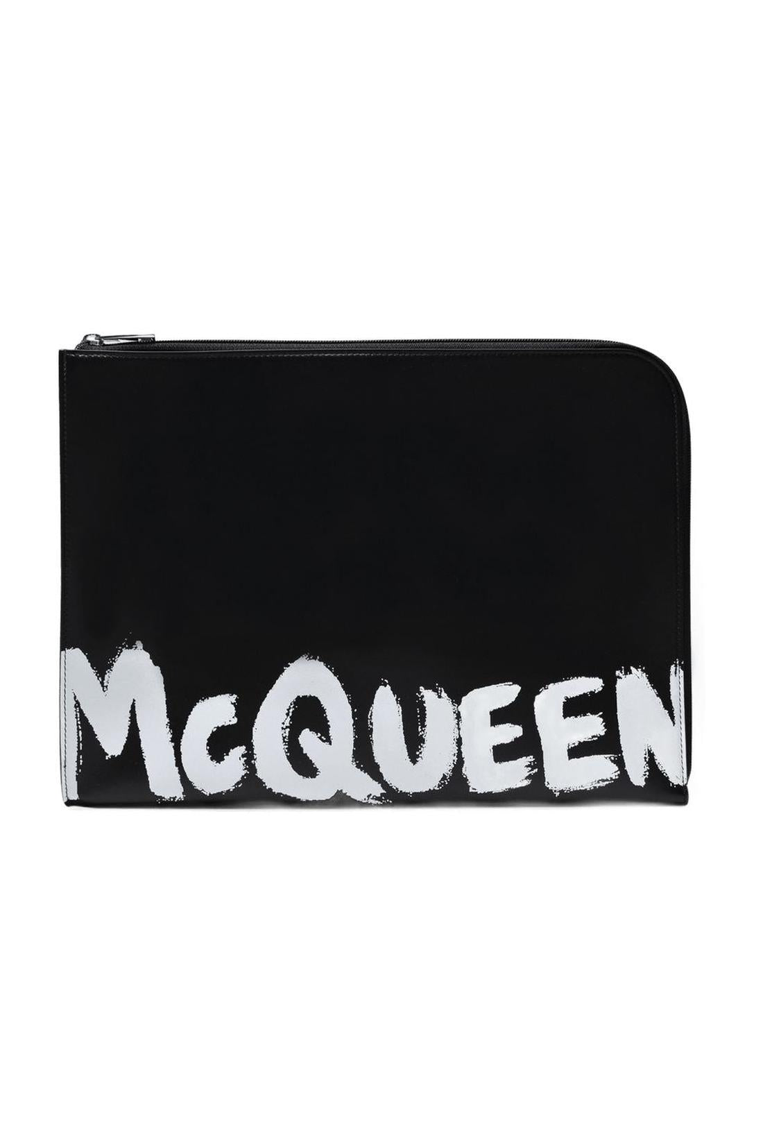 A4 clutch with zipper in black leather