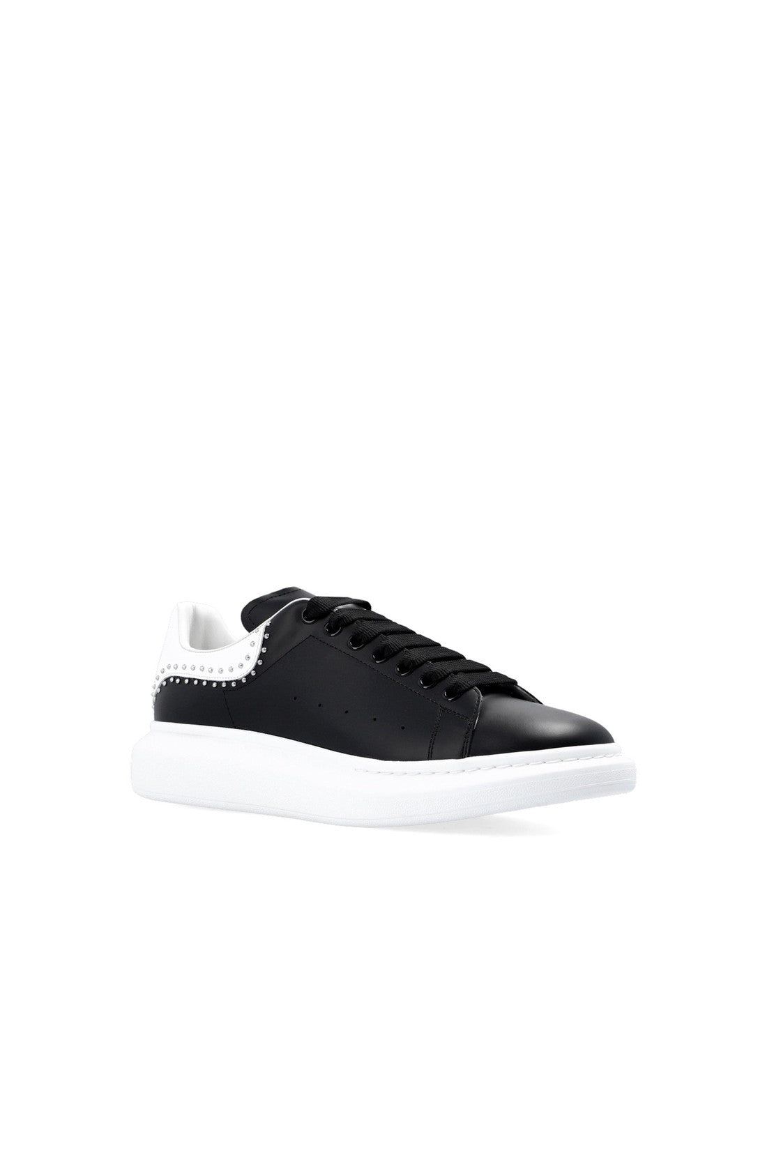 Alexander McQueen-OUTLET-SALE-Alexander McQueen Studded Oversized Sneakers-ARCHIVIST