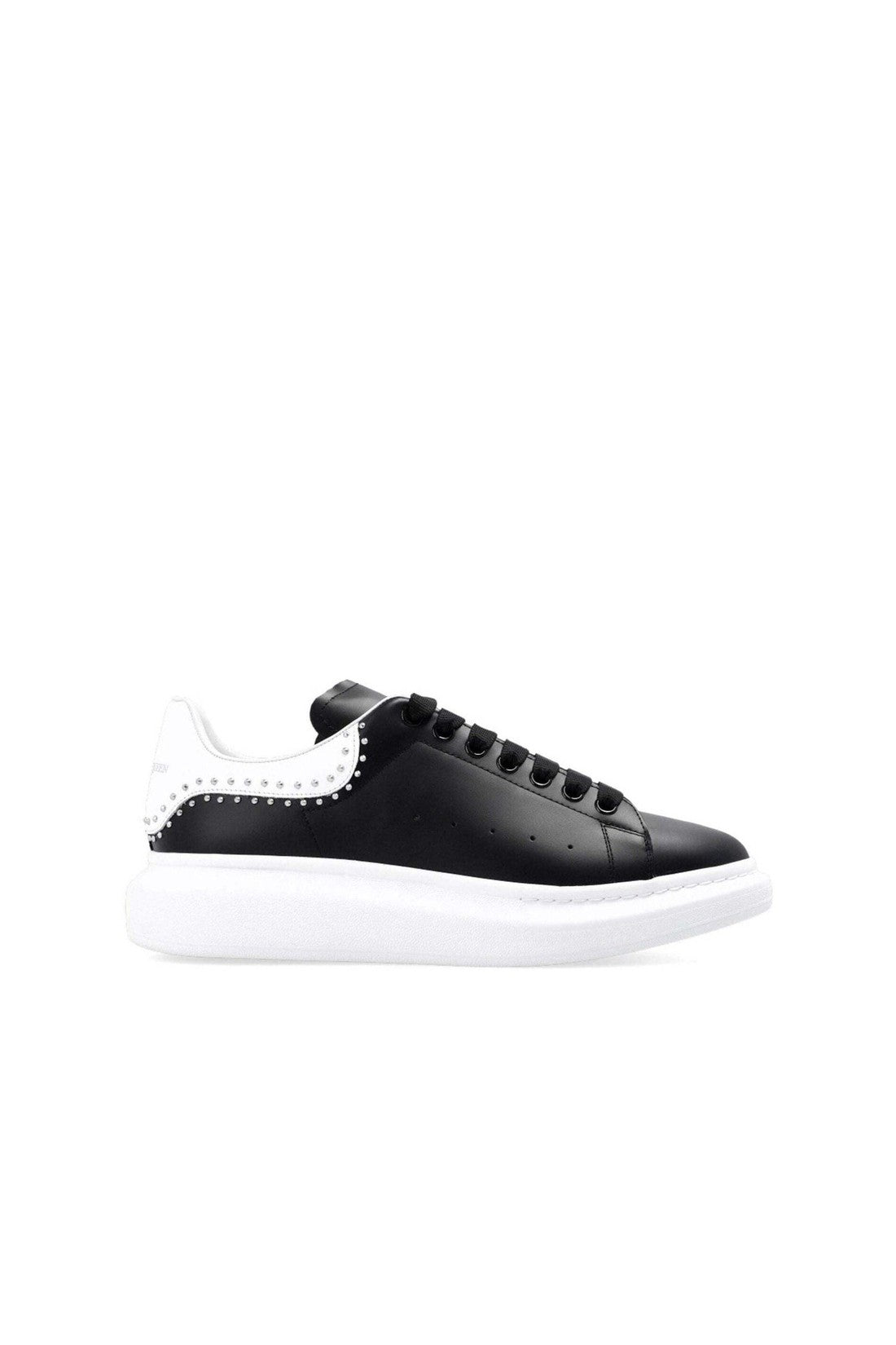 Alexander McQueen-OUTLET-SALE-Alexander McQueen Studded Oversized Sneakers-ARCHIVIST