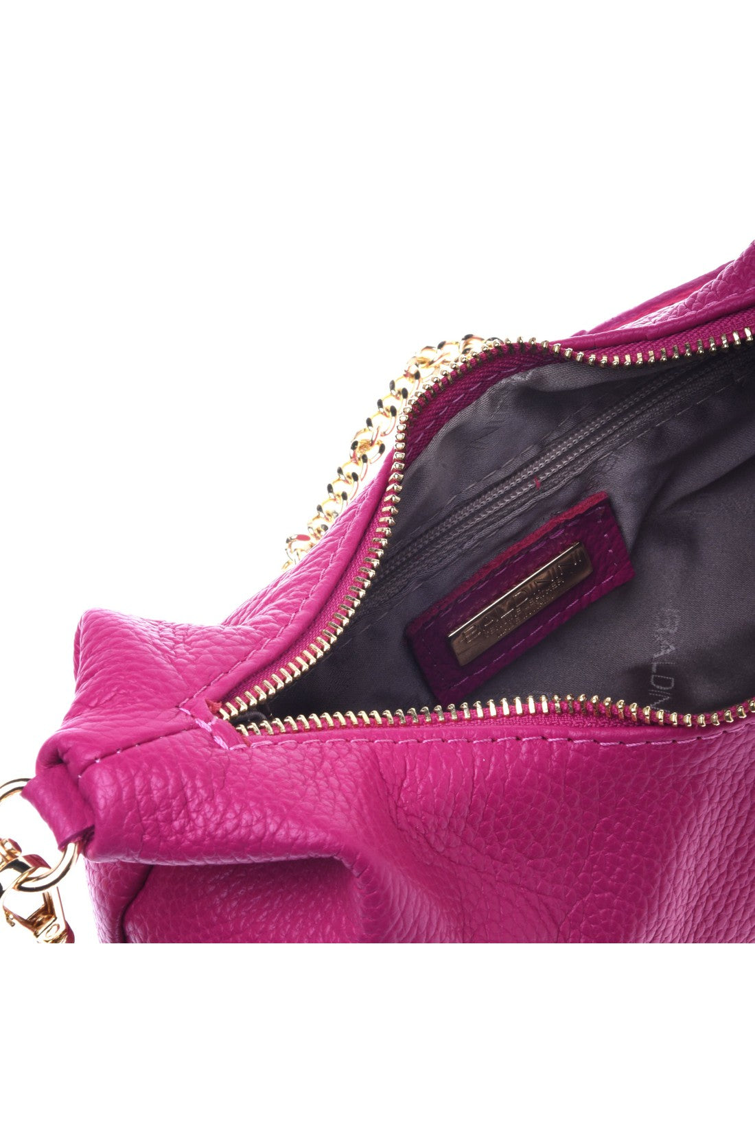 Clutch bag in fuchsia tumbled leather