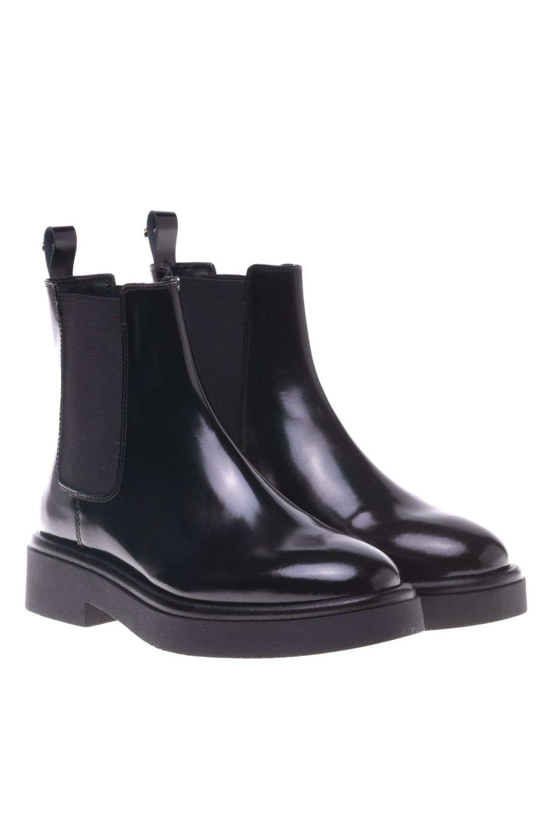 Ankle boot in shiny black calfskin