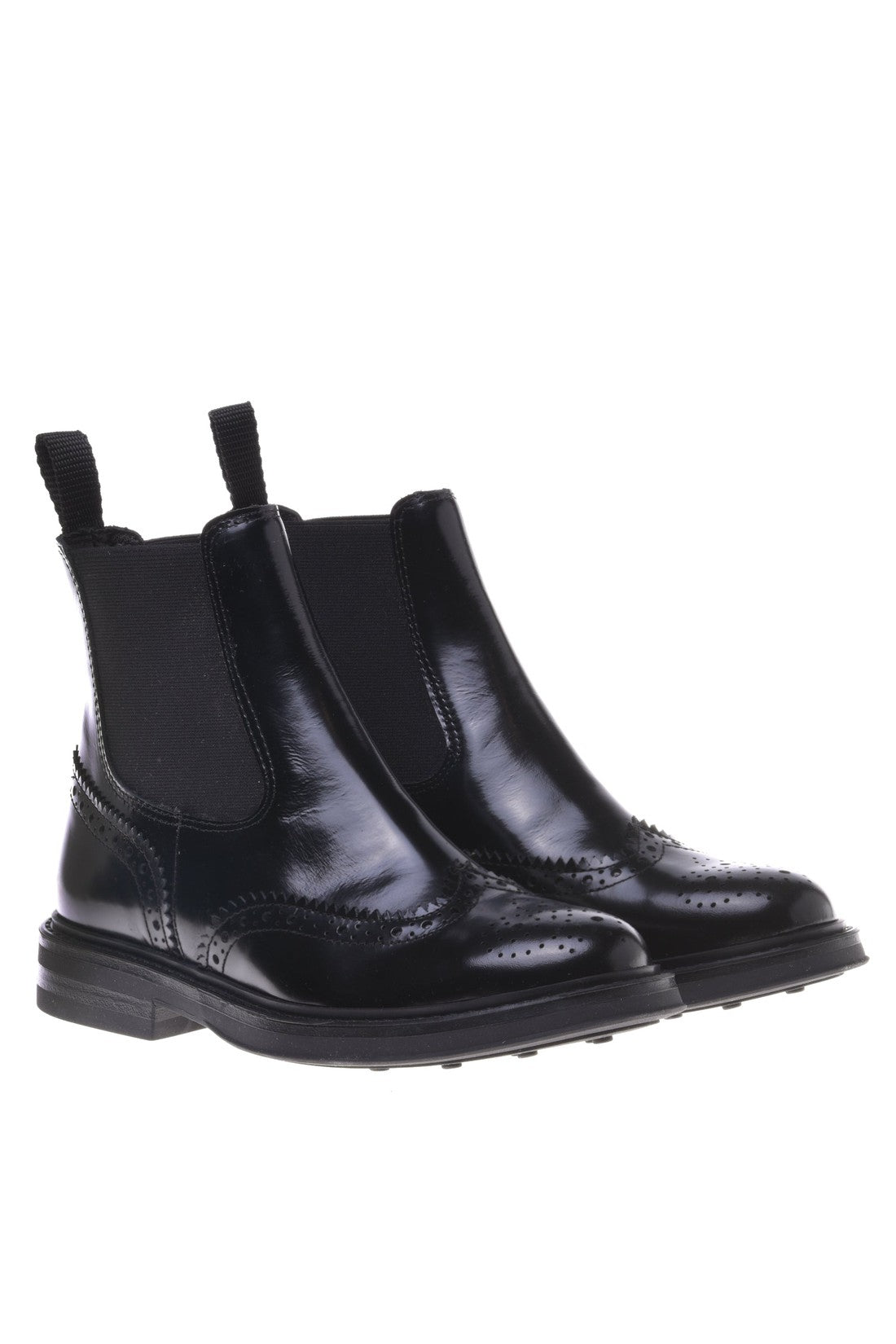 Ankle boot in shiny black calfskin