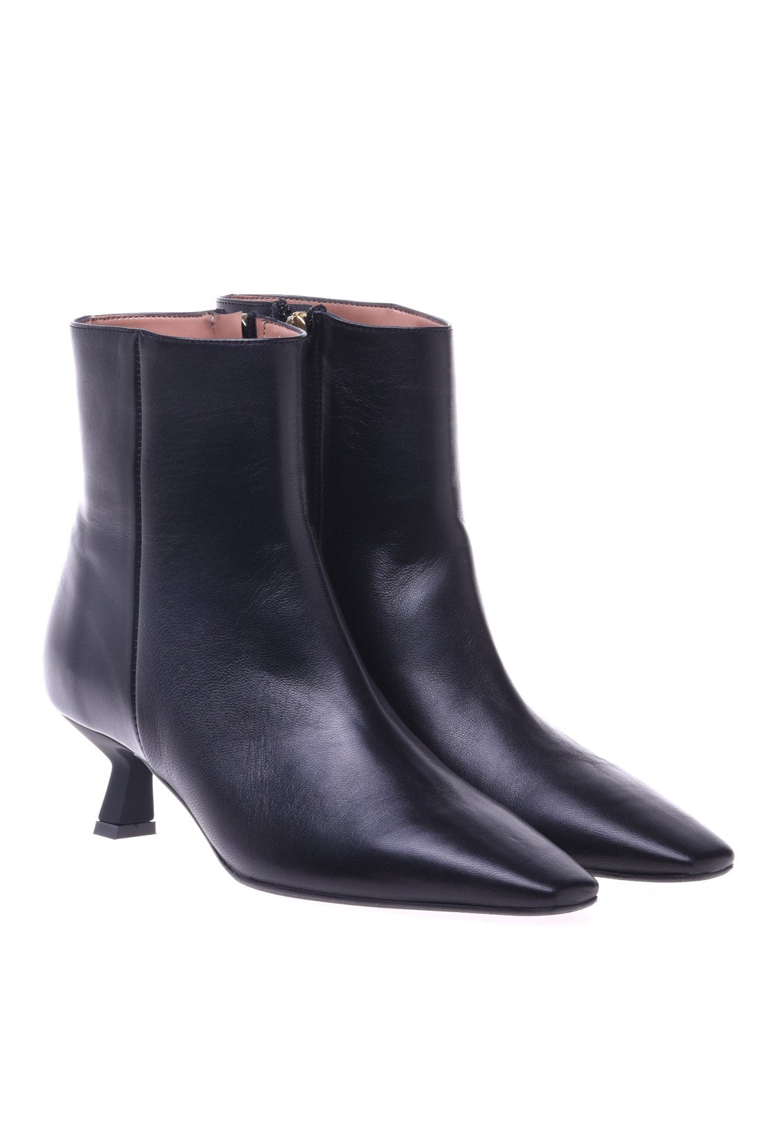 Ankle boots in black nappa leather