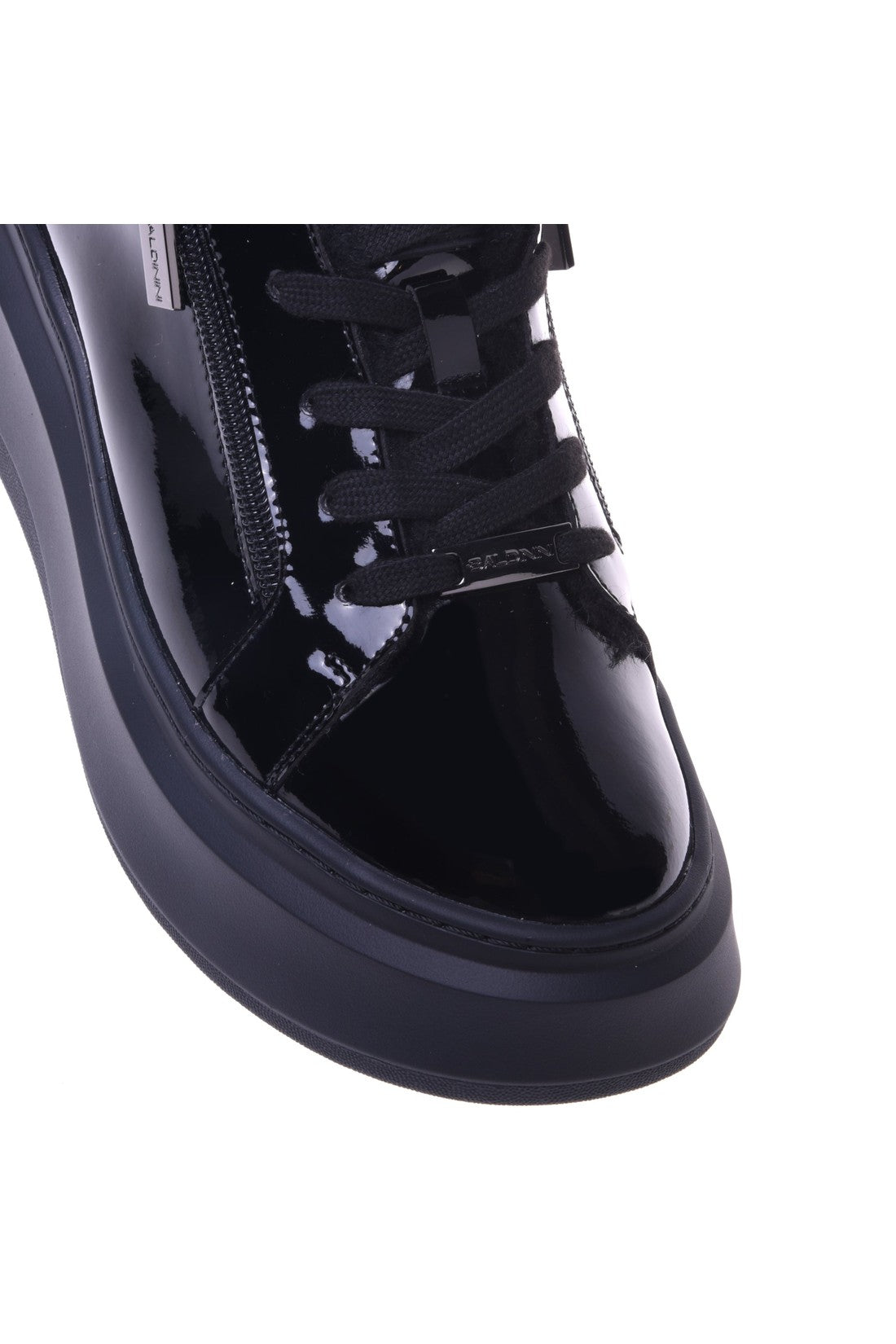 BALDININI-OUTLET-SALE-Black-patent-trainer-BLACK-FRIDAY-4_011fb130-79d3-479e-90d3-d07325f33539.jpg