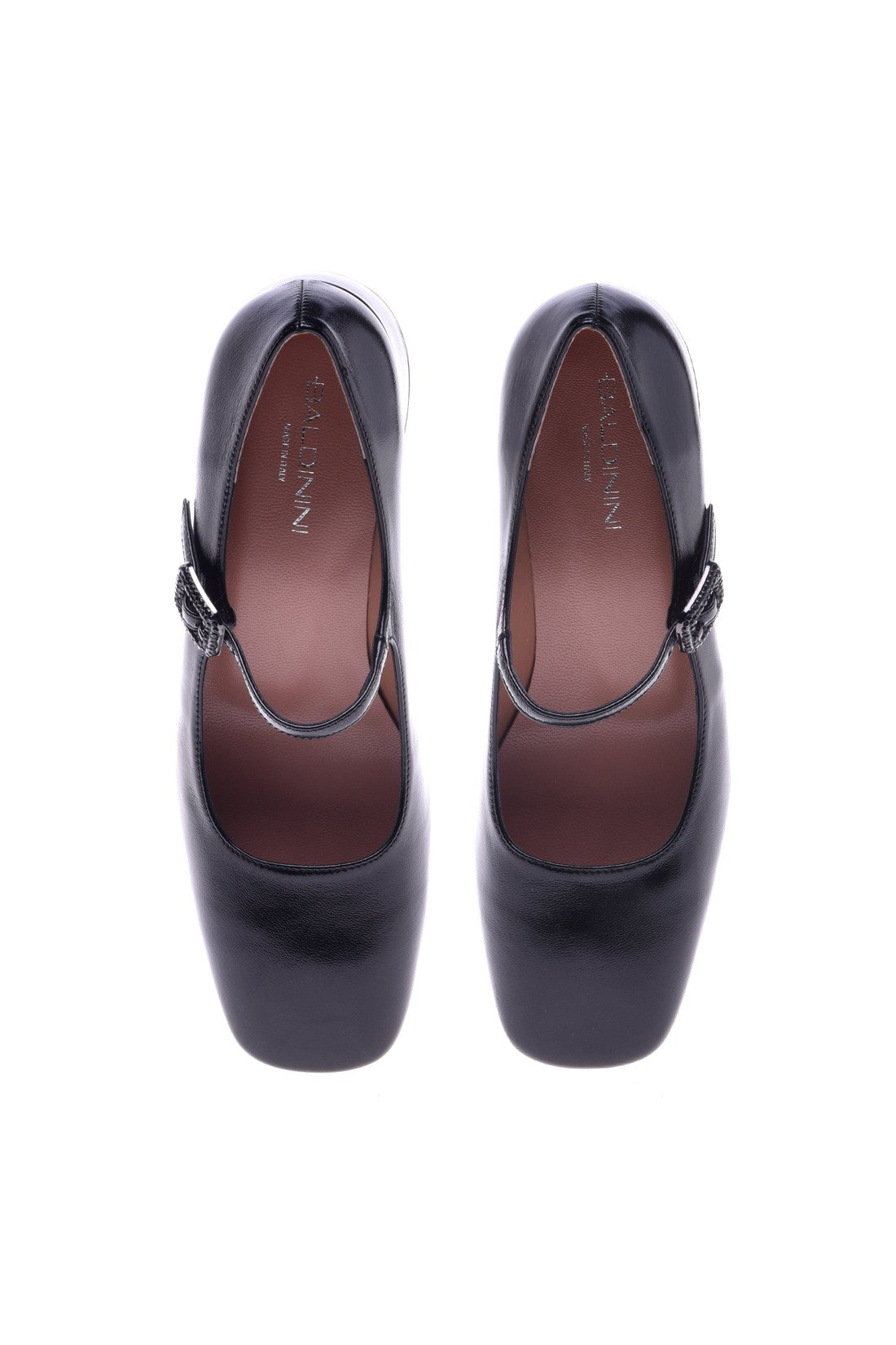 Court shoes in black naplak