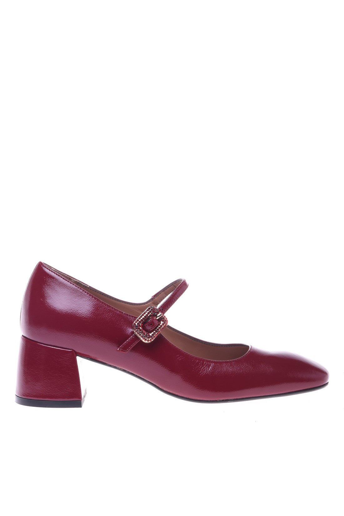 Court shoes in red naplak leather