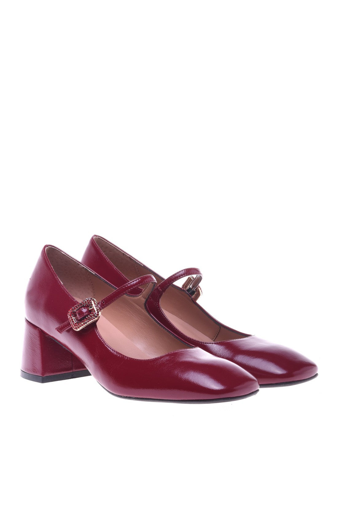 Court shoes in red naplak leather